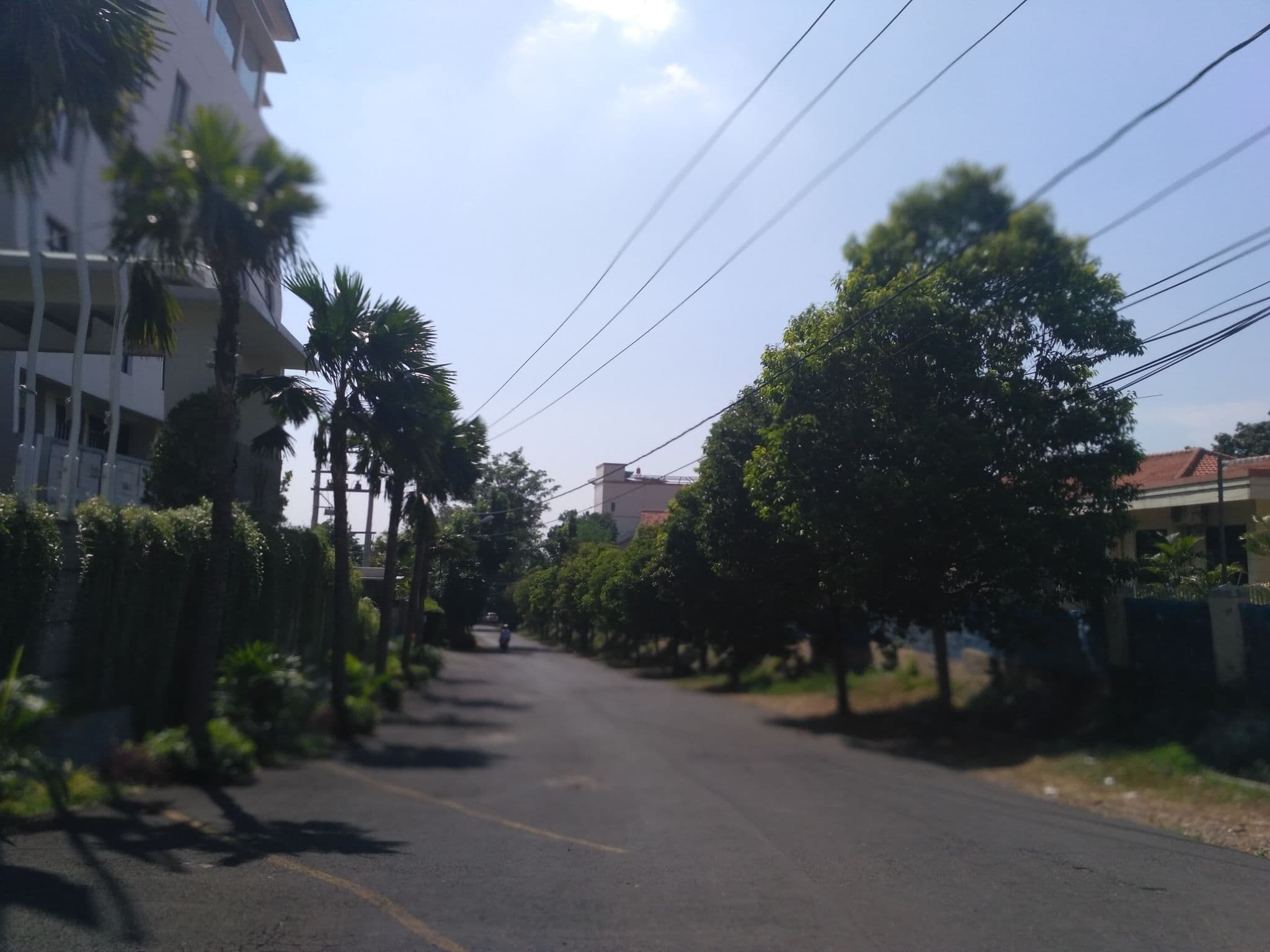 Street view near Hotel Wimarion, Semarang