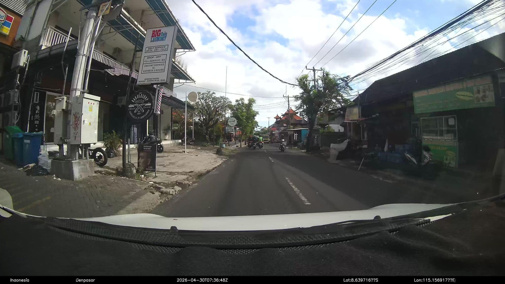 Street view near Liong Guest House, Dalung