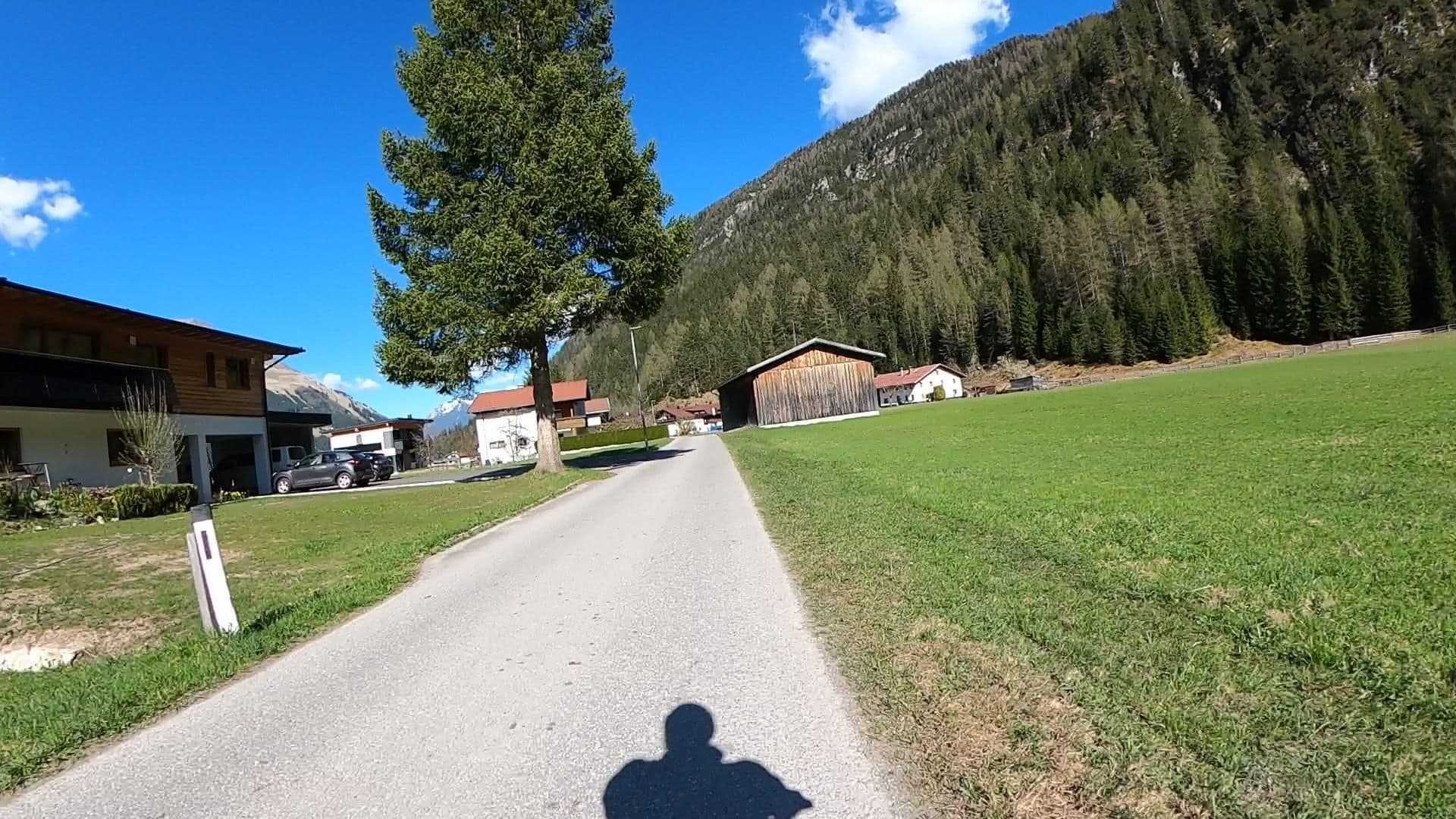 Street view near Falger, Pettneu