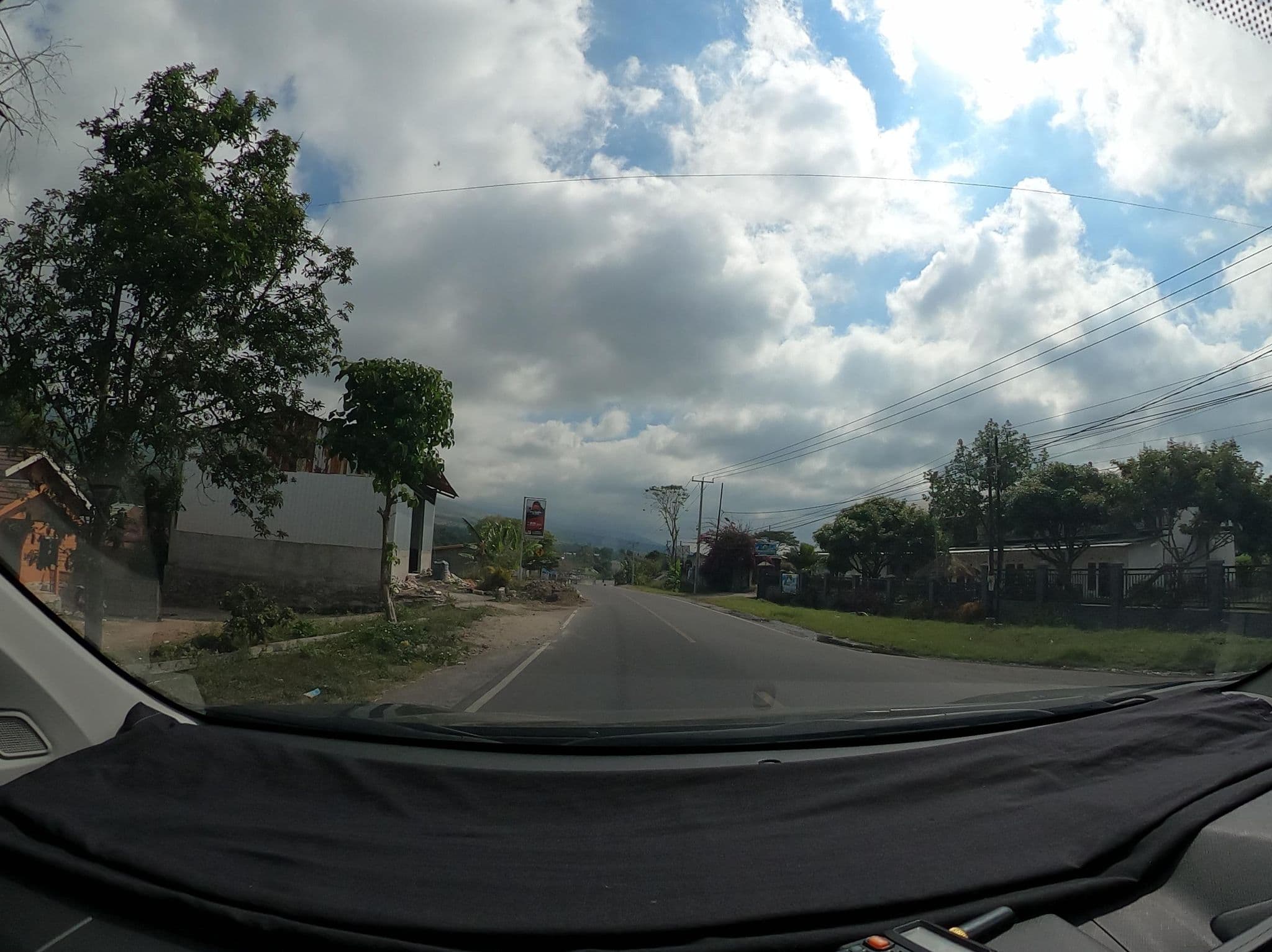 Street view near Tutik Homestay, Labuan Lombok — © Kaart_Local (CC BY-SA · Mapillary)
