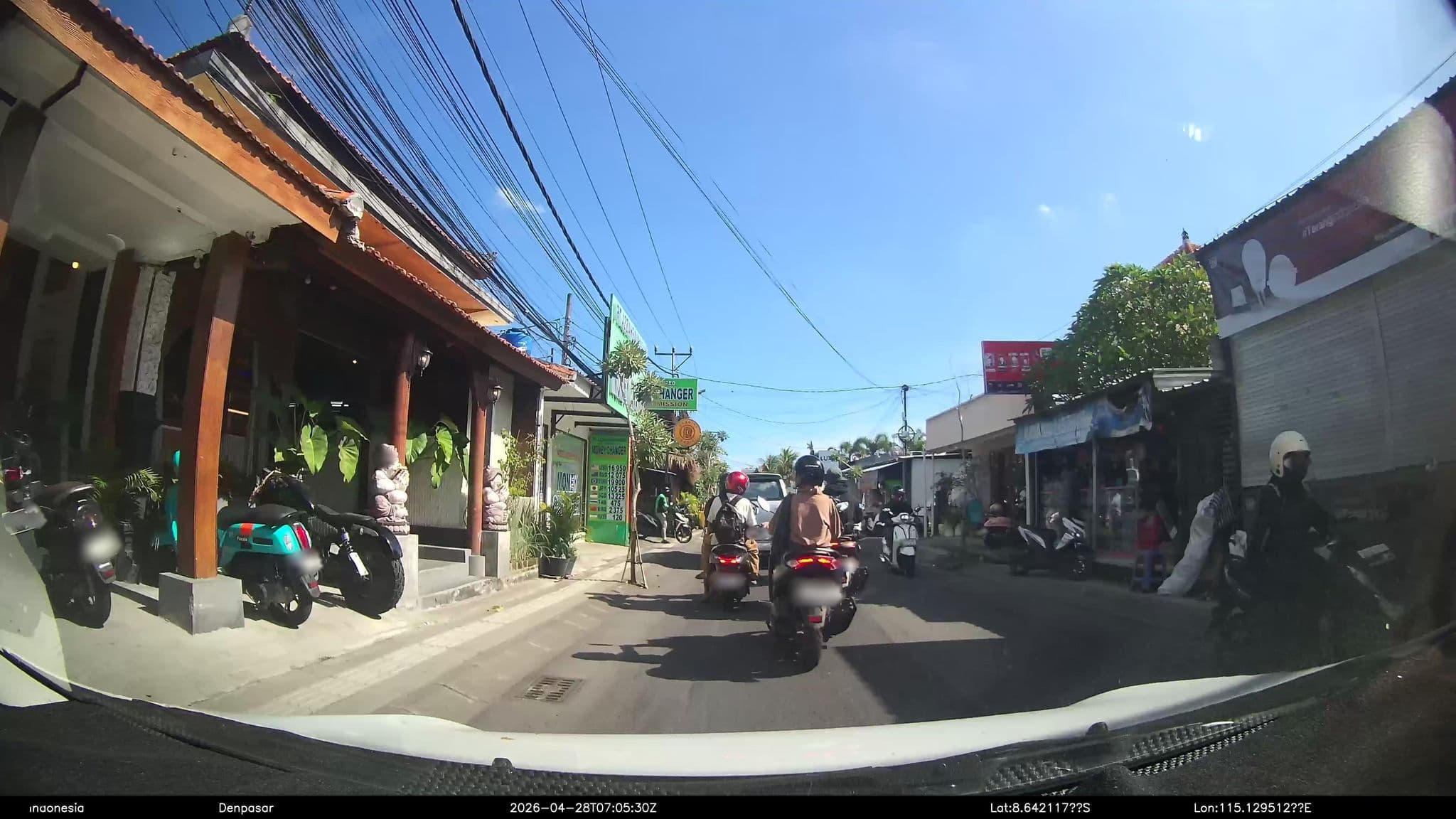 Street view near Taman Kebon Villa, Dalung — © Kaart---FRONT (CC BY-SA · Mapillary)