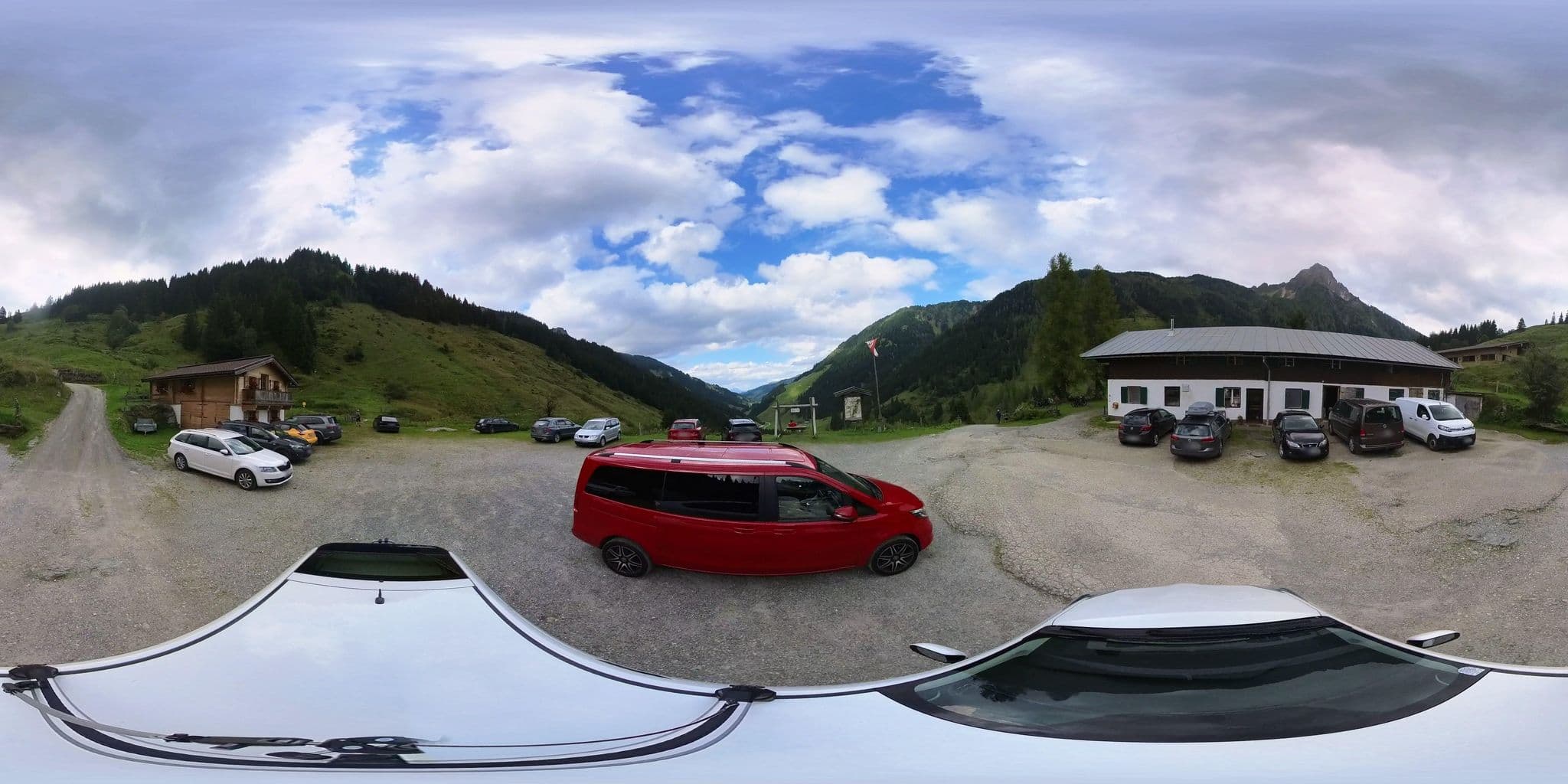 Street view near Labalm, Bramberg am Wildkogel — © osmplus_org (CC BY-SA · Mapillary)
