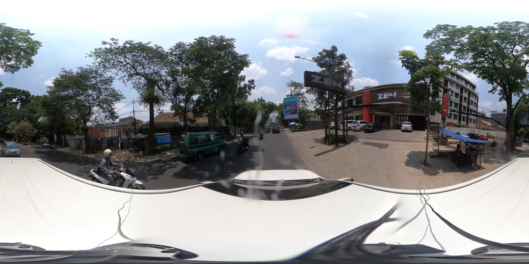 Street view near Naval Hotel, Bandung