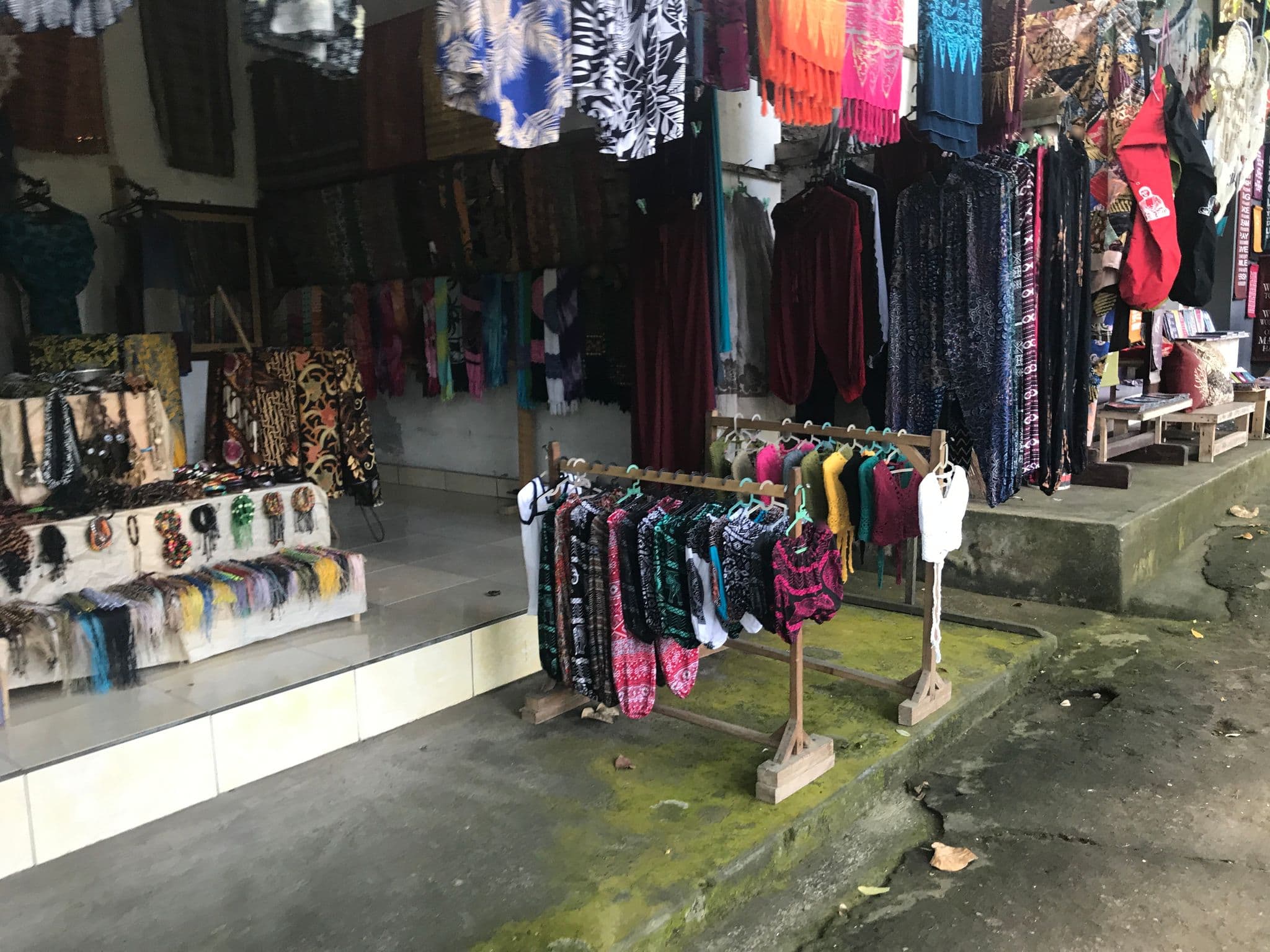 Street view near Griya Sugriwa 2, Ubud