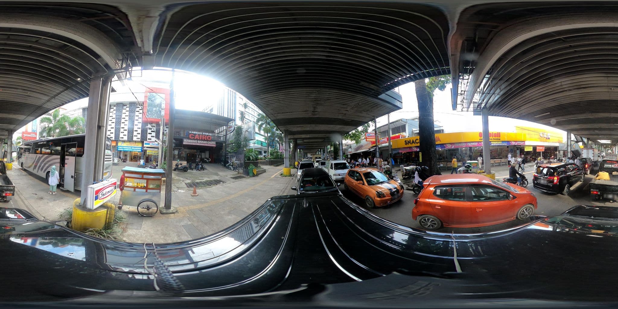 Street view near Hotel Promenade, Bandung