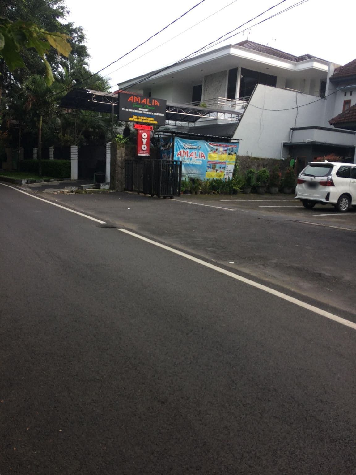 Street view near Amalia, Malang