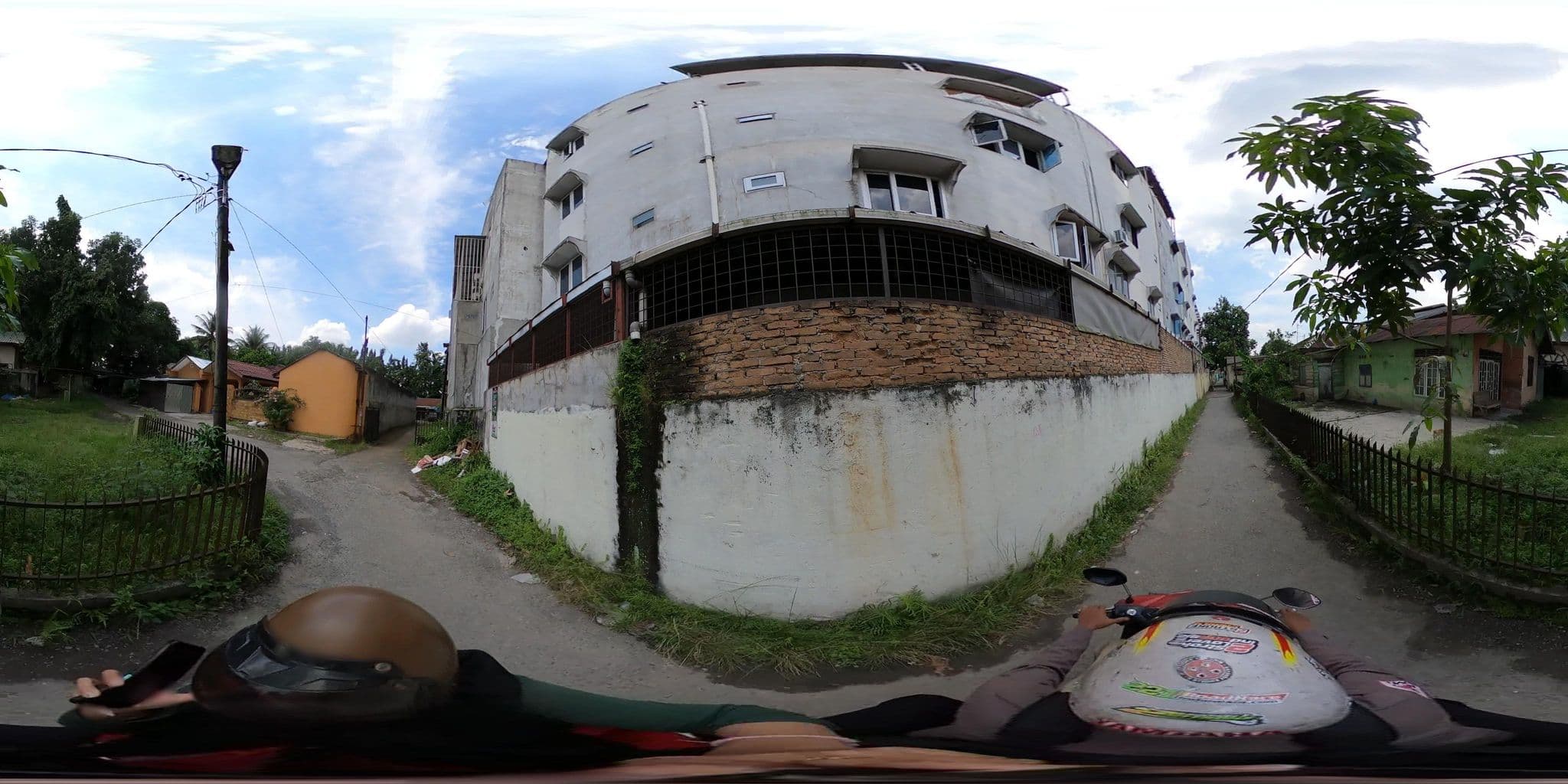 Street view near Reddoorz Tritura Inn Suka Maju, Deli Tua — © danbjoseph (CC BY-SA · Mapillary)