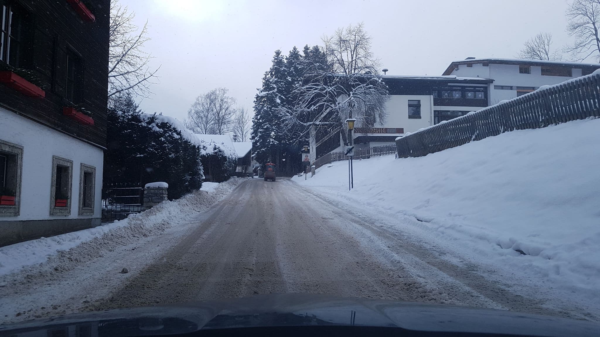 Street view near Hotel zur Post, Schwarzach im Pongau — © schermy_at (CC BY-SA · Mapillary)