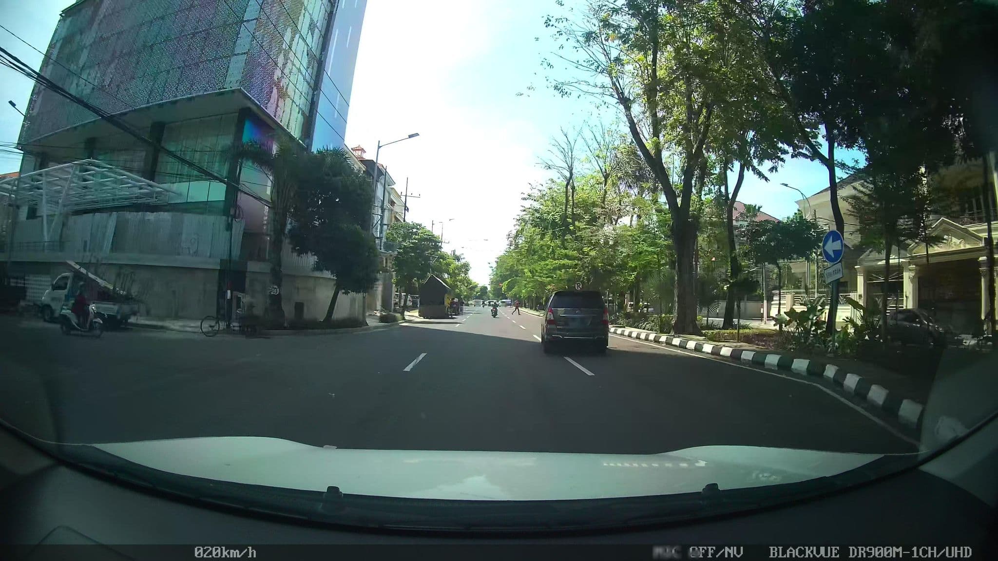 Street view near Leedon Hotel & Suites Surabaya, Surabaya
