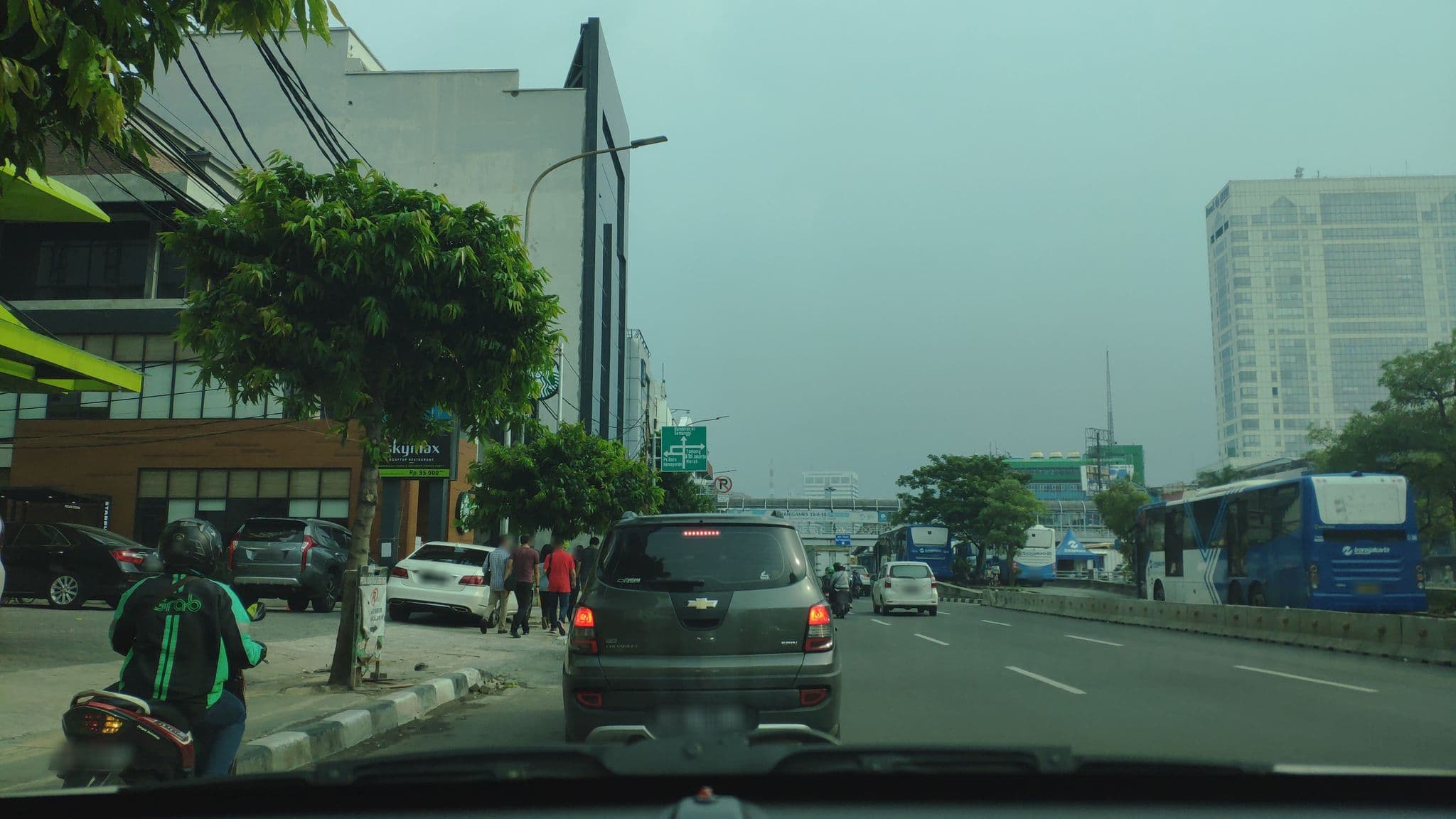 Street view near MaxOneHotels.com @ Platinum Hayam Wuruk Jakarta, Jakarta