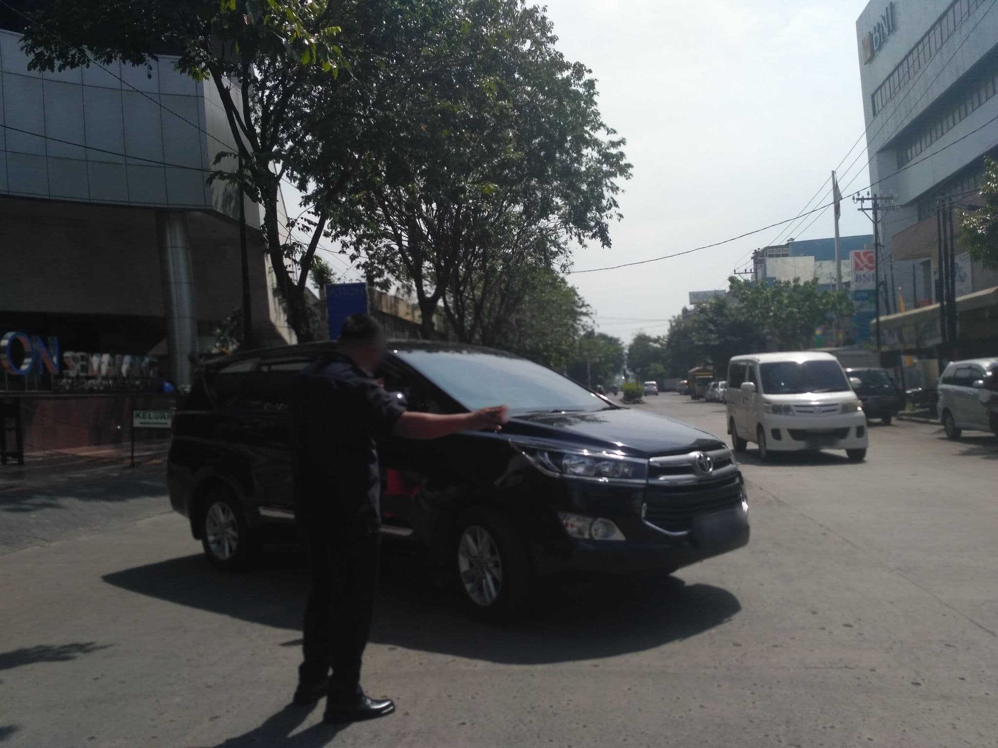 Street view near Golden City Hotel And Convention Center Semarang, Semarang