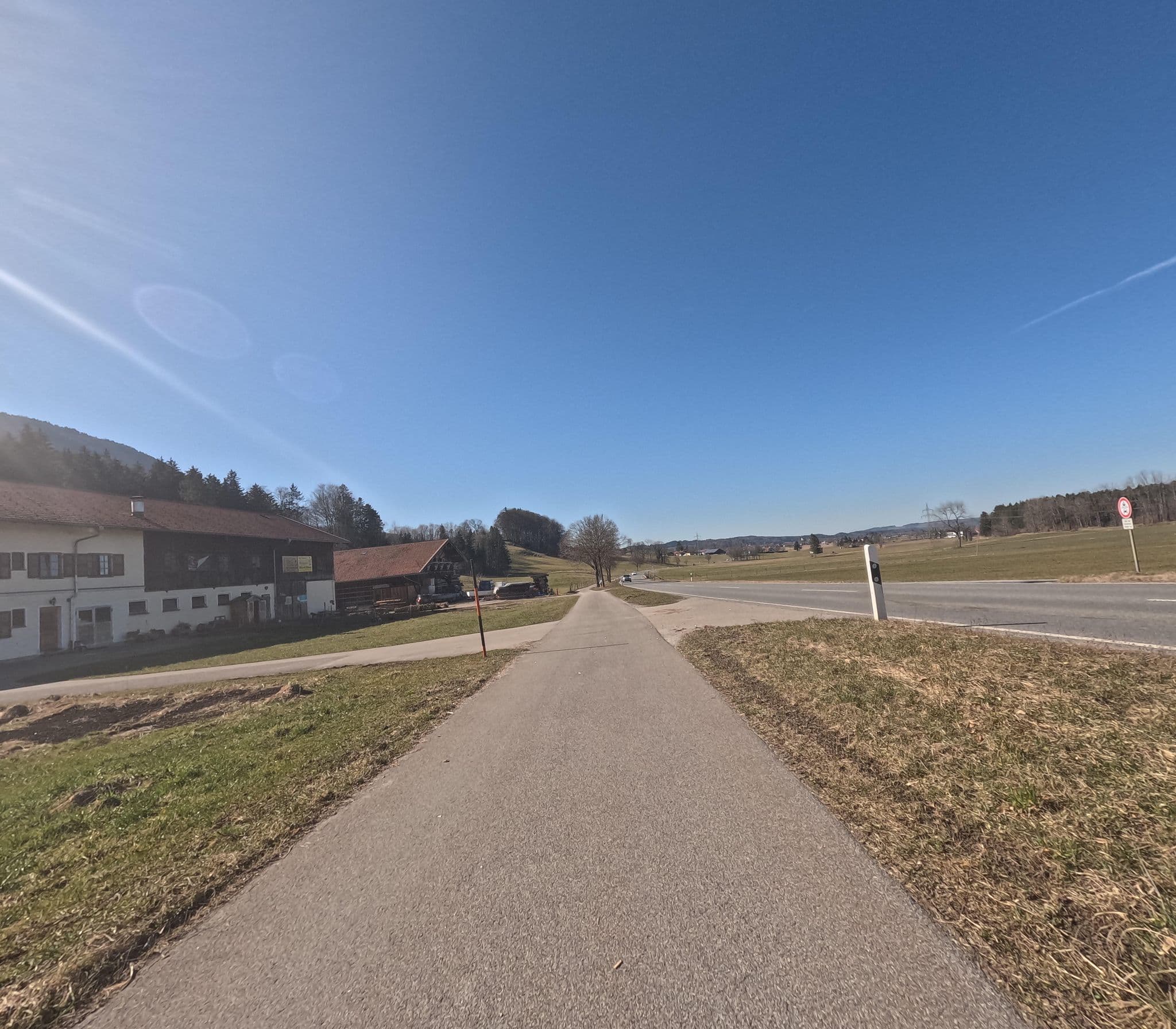 Street view near Weissenhof, Bernau am Chiemsee — © natebus (CC BY-SA · Mapillary)