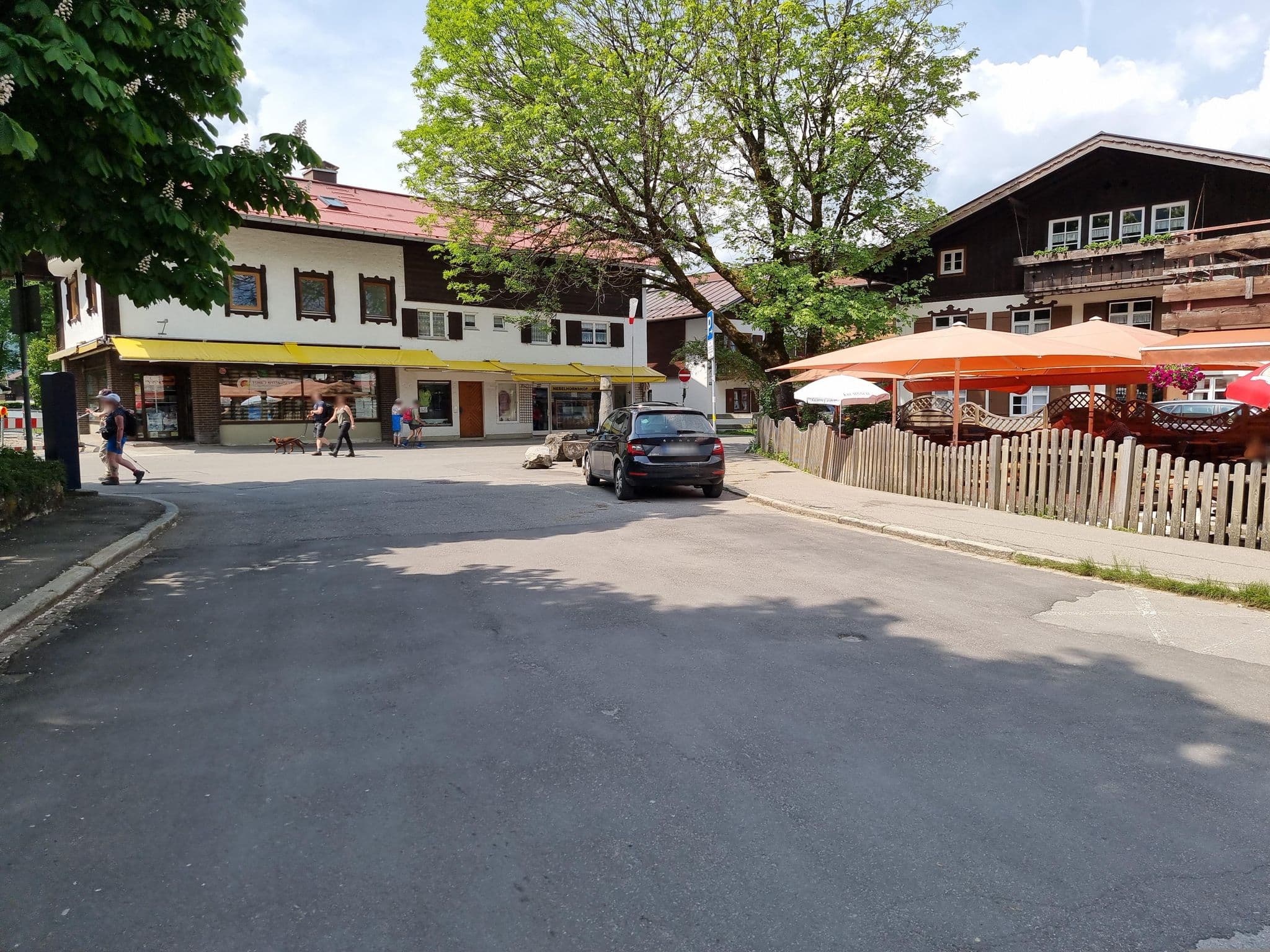 Street view near Kreuzeck, Oberstdorf — © inextremo96 (CC BY-SA · Mapillary)