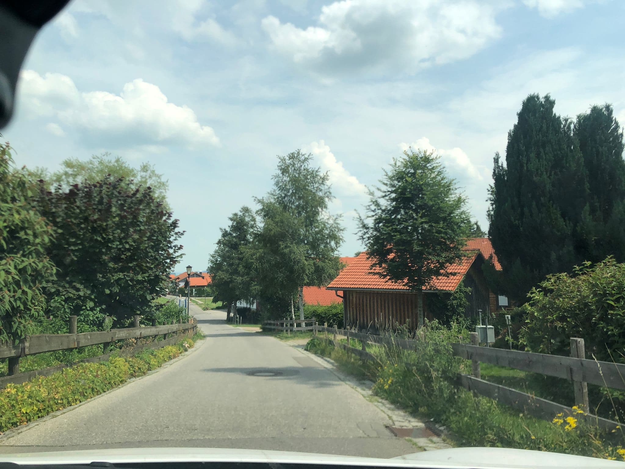 Street view near Ferienhof Zobel - Ferienwohnungen, Oy-Mittelberg — © holgerd (CC BY-SA · Mapillary)