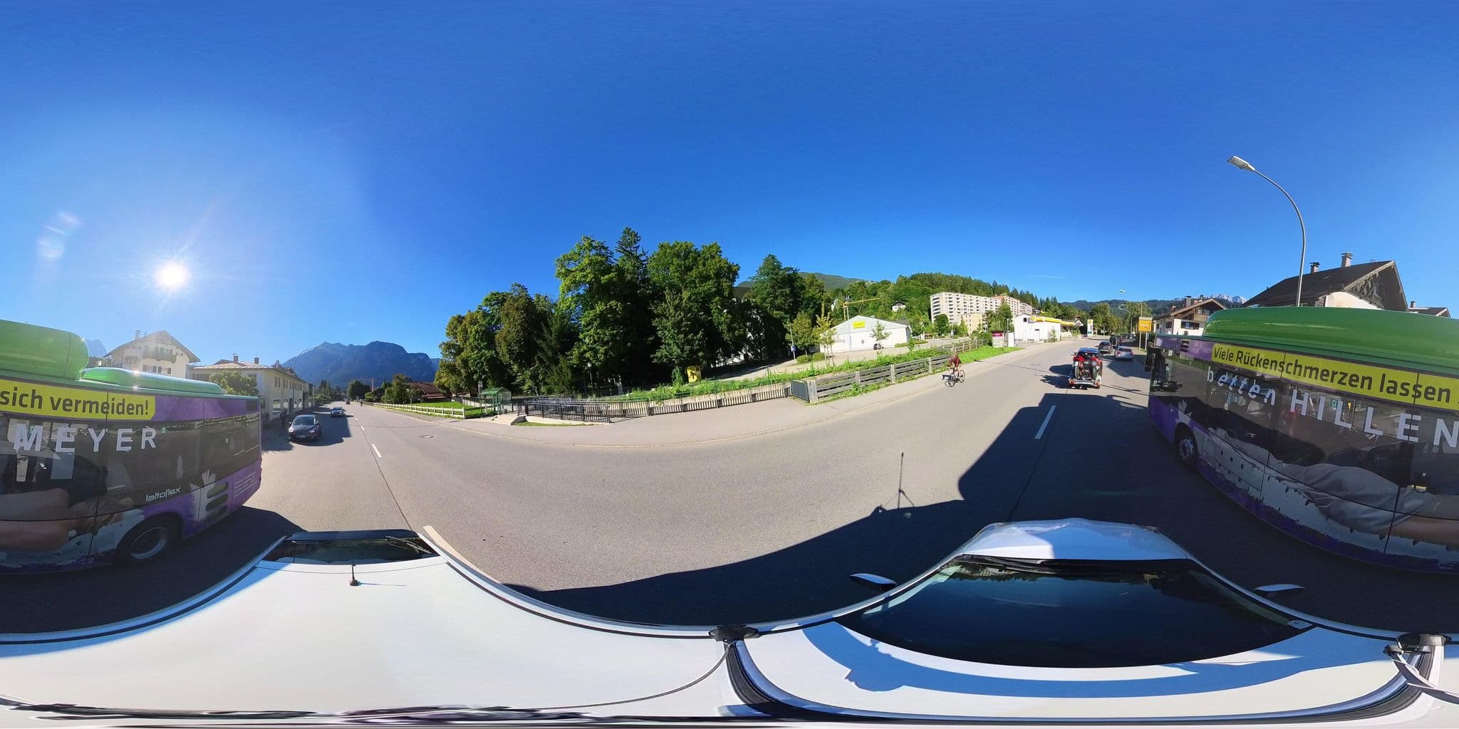 Street view near Landhaus-Lenz, Garmisch-Partenkirchen — © osmplus_org (CC BY-SA · Mapillary)