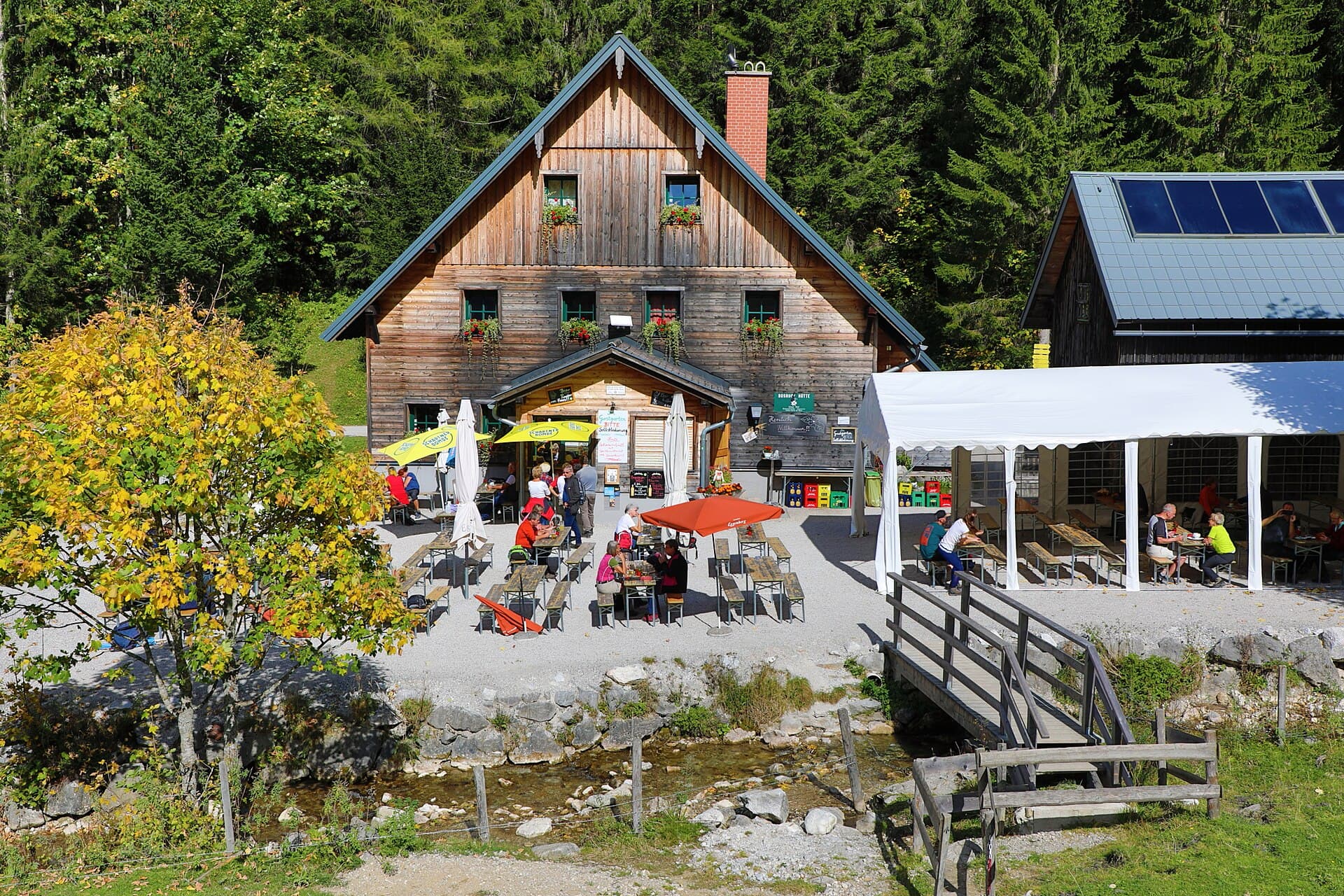 Bosruckhütte (via Wikimedia Commons, CC BY-SA 4.0)