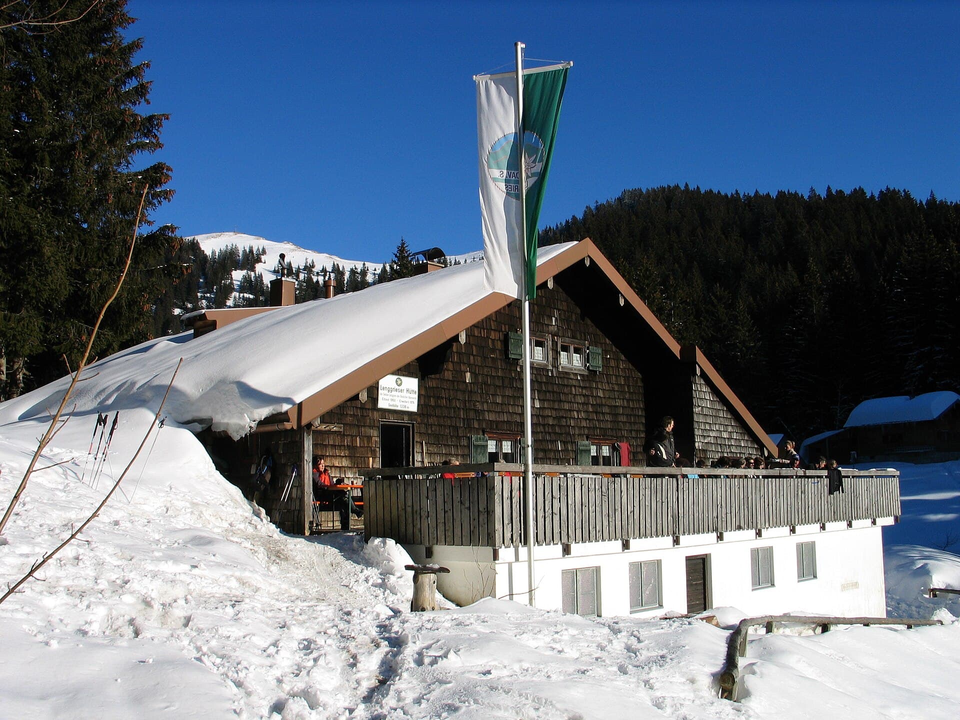 Lenggrieser Hütte (via Wikimedia Commons, CC BY 3.0)