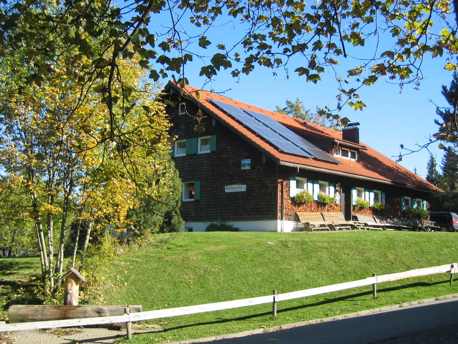 Schwandalpe (via Wikimedia Commons, CC BY-SA 3.0)