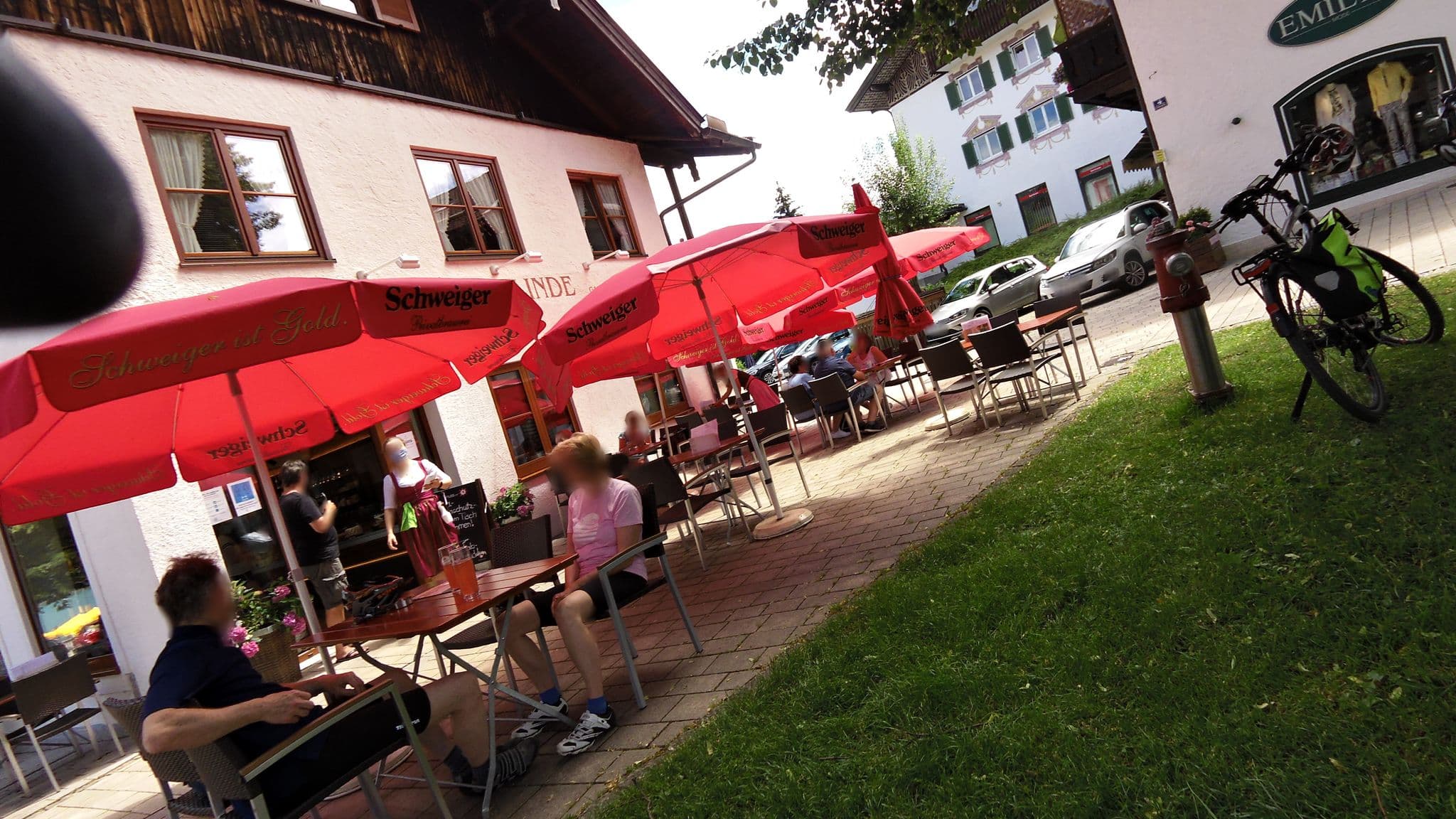 Street view near Königslinde, Bad Wiessee — © czmrtn (CC BY-SA · Mapillary)