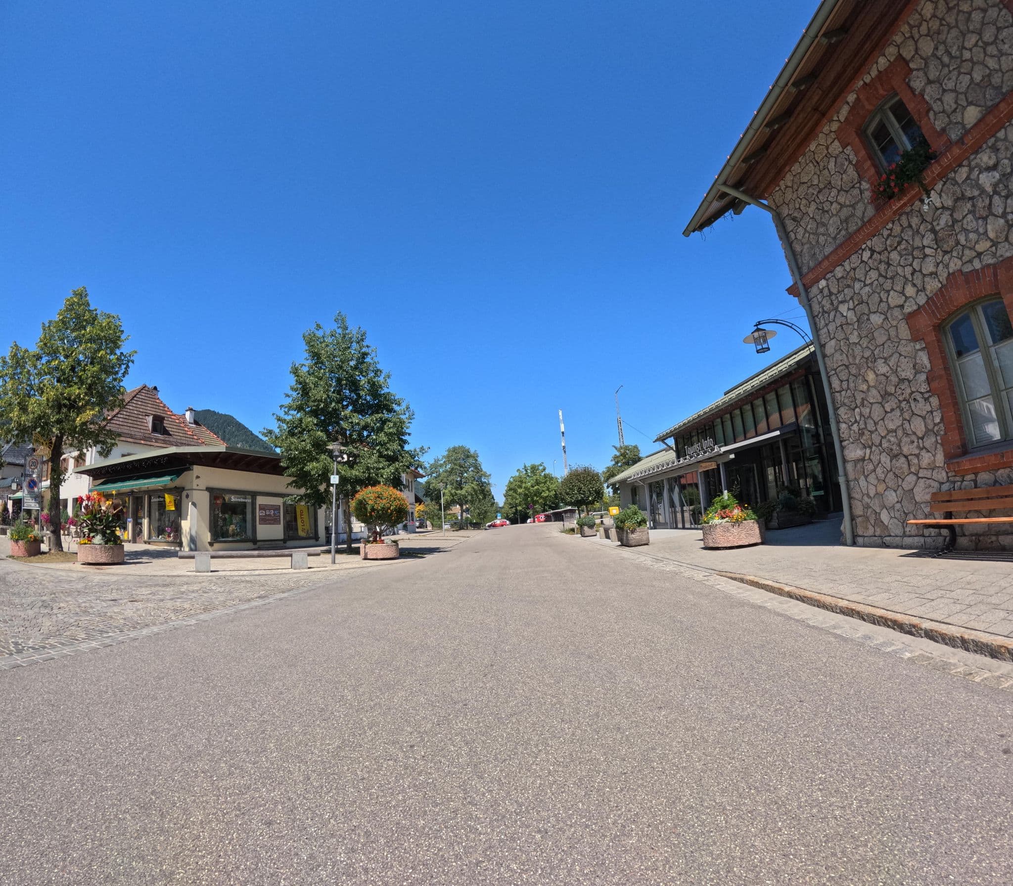Street view near Gasthof Neue Post, Ruhpolding — © natebus (CC BY-SA · Mapillary)