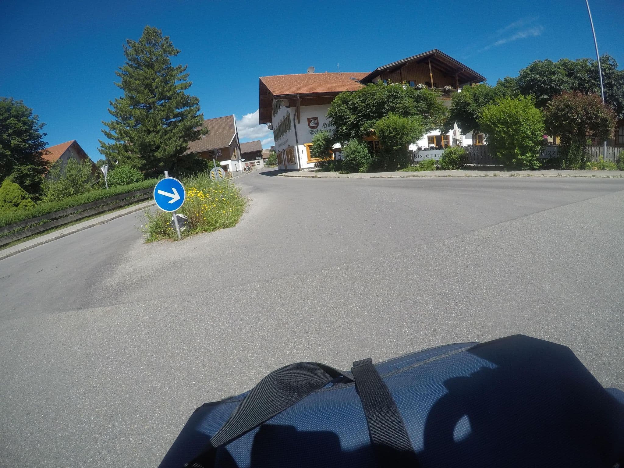 Street view near Hotel Schwanstein, Schwangau — © mfa (CC BY-SA · Mapillary)