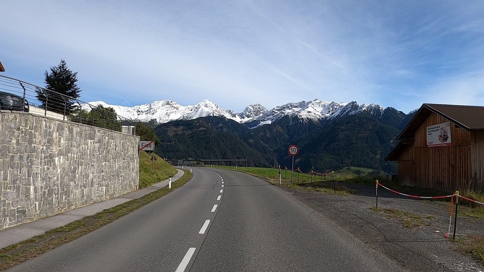 Street view near Hotel Lukas, Fiss