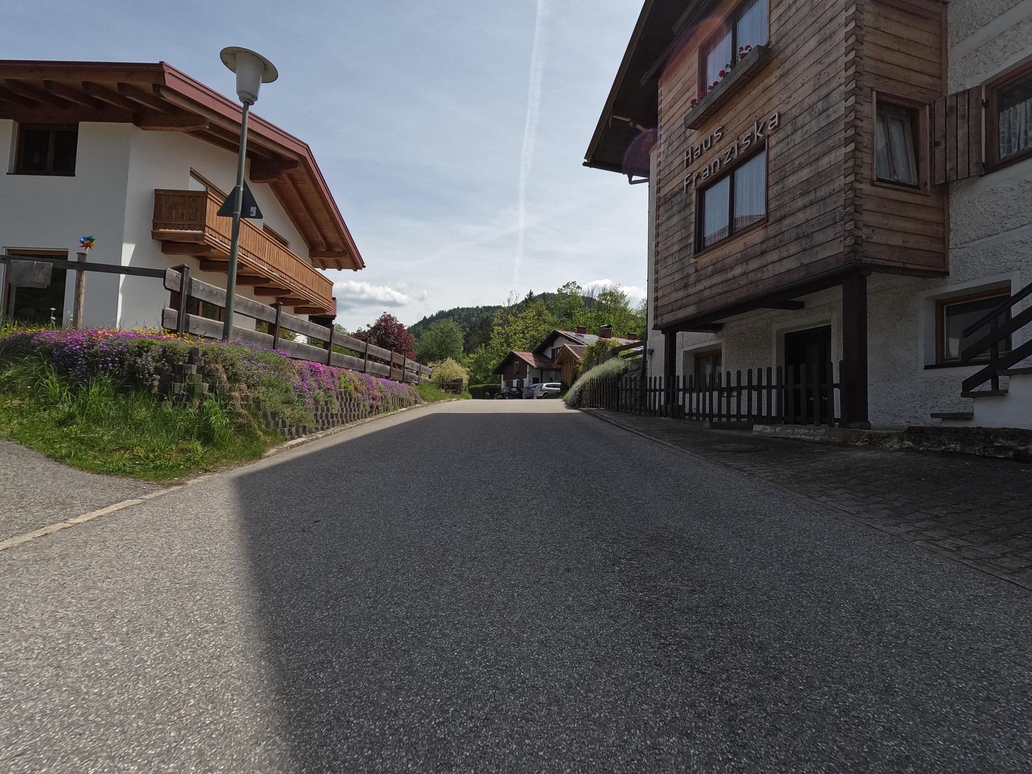 Street view near Schuster, Reit im Winkl — © natebus (CC BY-SA · Mapillary)