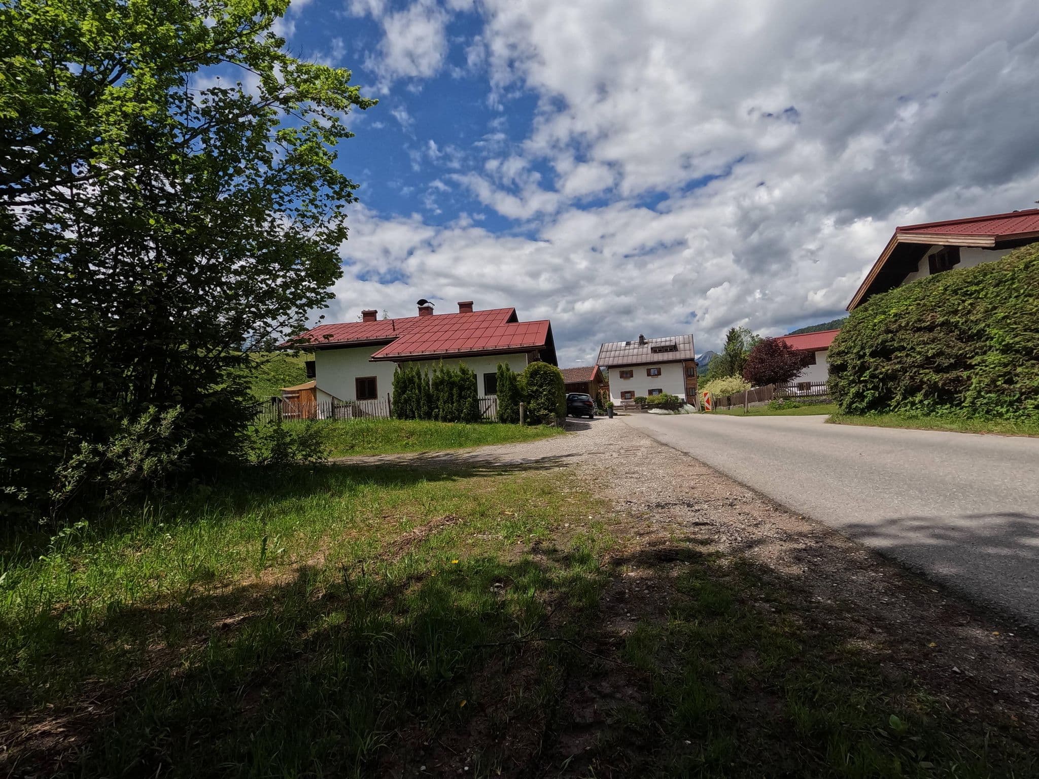 Street view near Haus Wildbachblick, Reit im Winkl — © natebus (CC BY-SA · Mapillary)