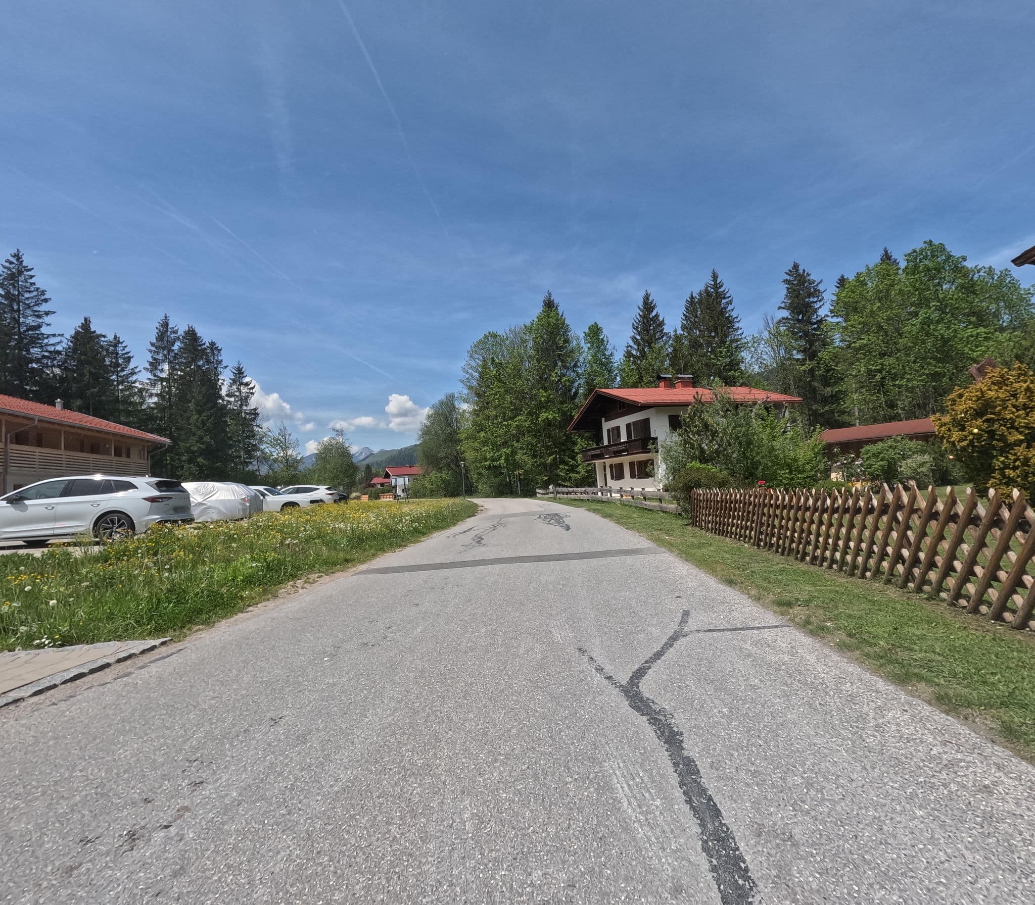 Street view near Ferienwohnung van Hees, Reit im Winkl — © natebus (CC BY-SA · Mapillary)