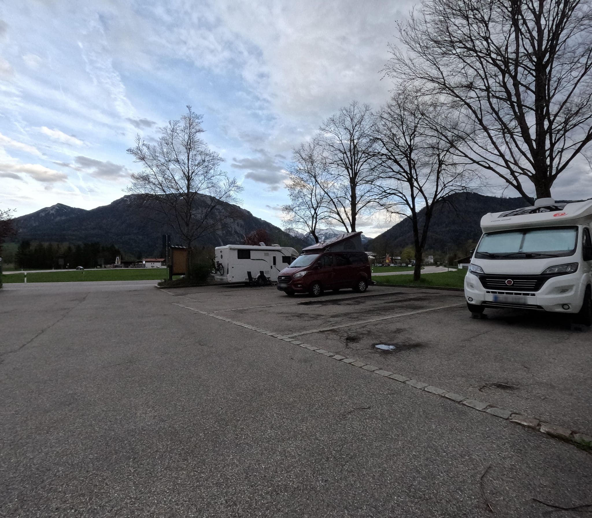 Street view near Wohnmobil-Kurzzeitstellplatz, Ruhpolding — © natebus (CC BY-SA · Mapillary)