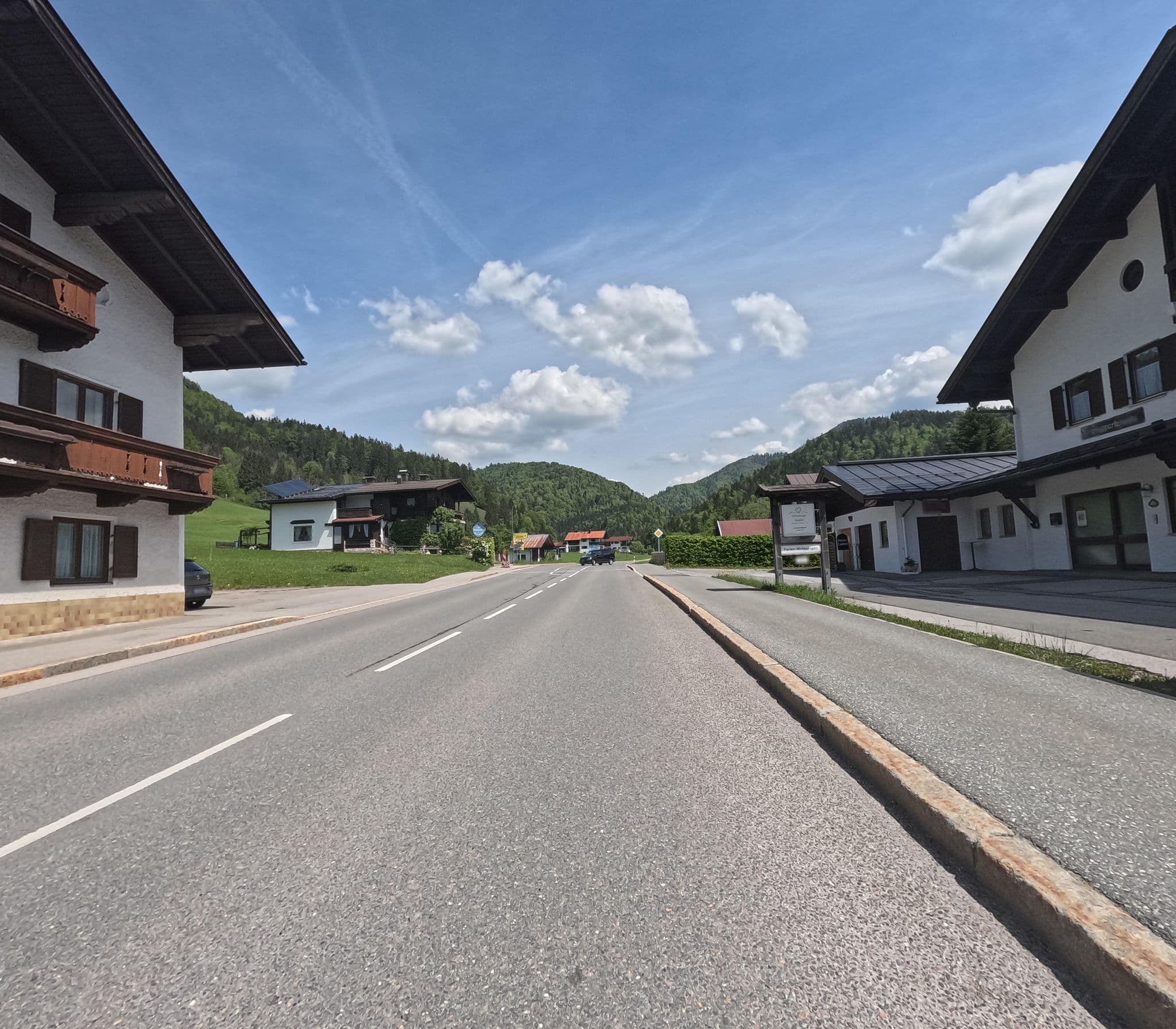 Street view near Höflinger Michael, Reit im Winkl — © natebus (CC BY-SA · Mapillary)