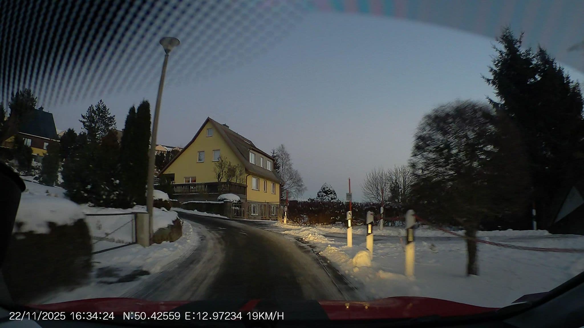 Street view near Pension Schanzenblick, Kurort Oberwiesenthal — © AR88 (CC BY-SA · Mapillary)