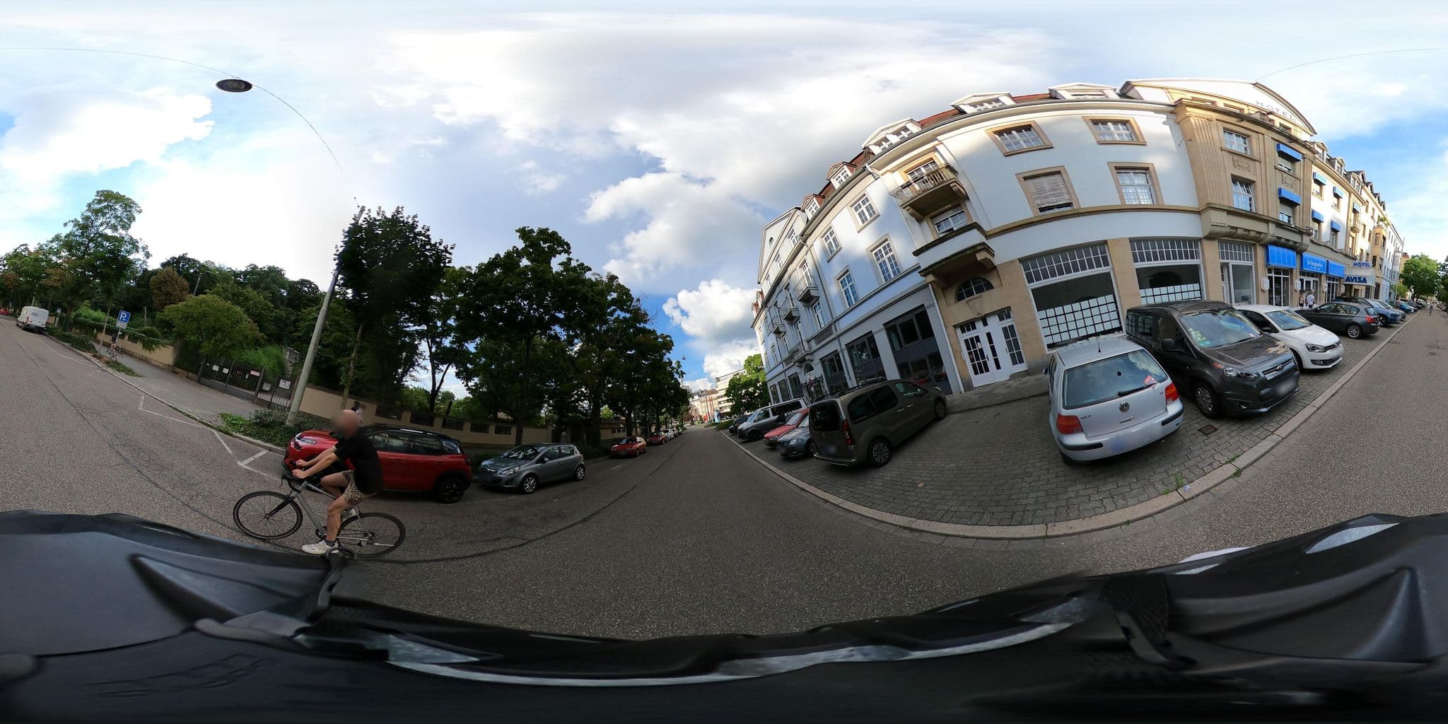 Street view near Hotel Avisa, Karlsruhe — © artemis (CC BY-SA · Mapillary)