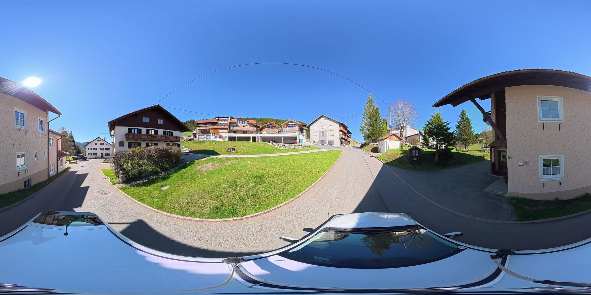 Street view near Erd`s Hoimatle, Tannheim