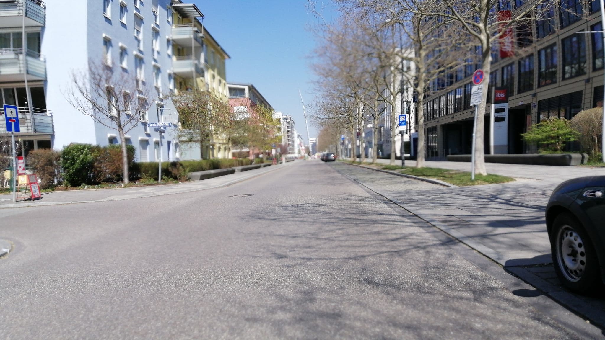 Street view near Ibis München Parkstadt Schwabing, Bogenhausen — © jpmw (CC BY-SA · Mapillary)