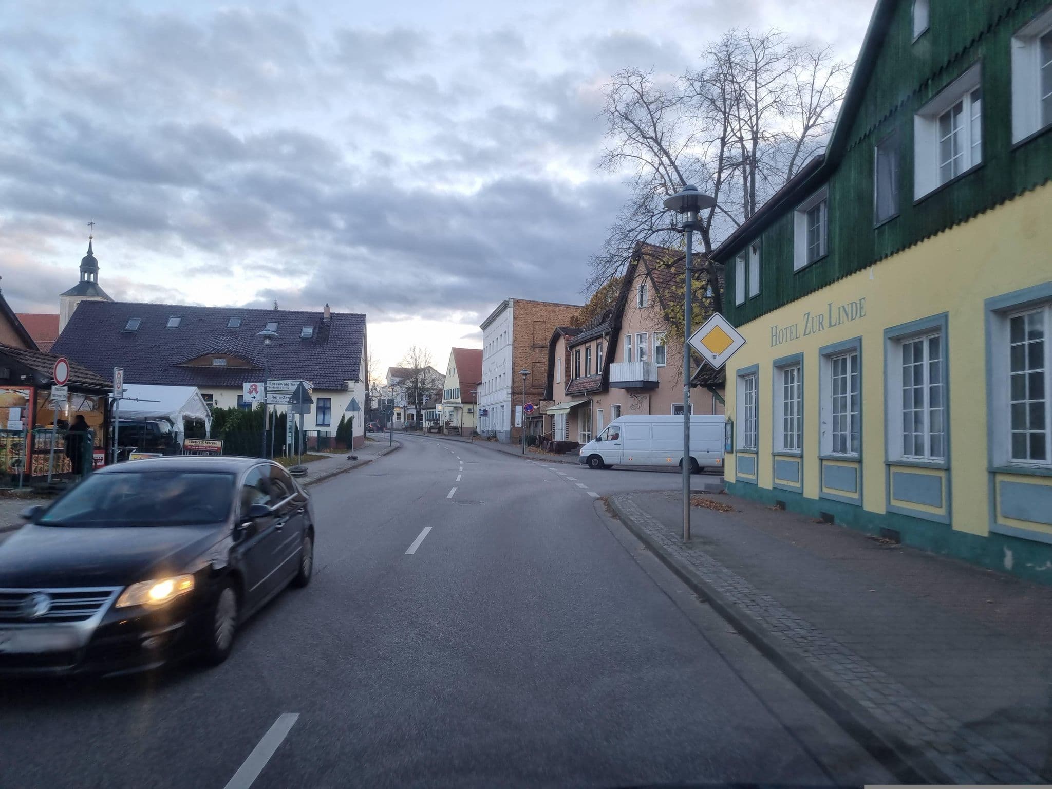 Street view near Hotel zur Linde, Burg — © dsmm (CC BY-SA · Mapillary)