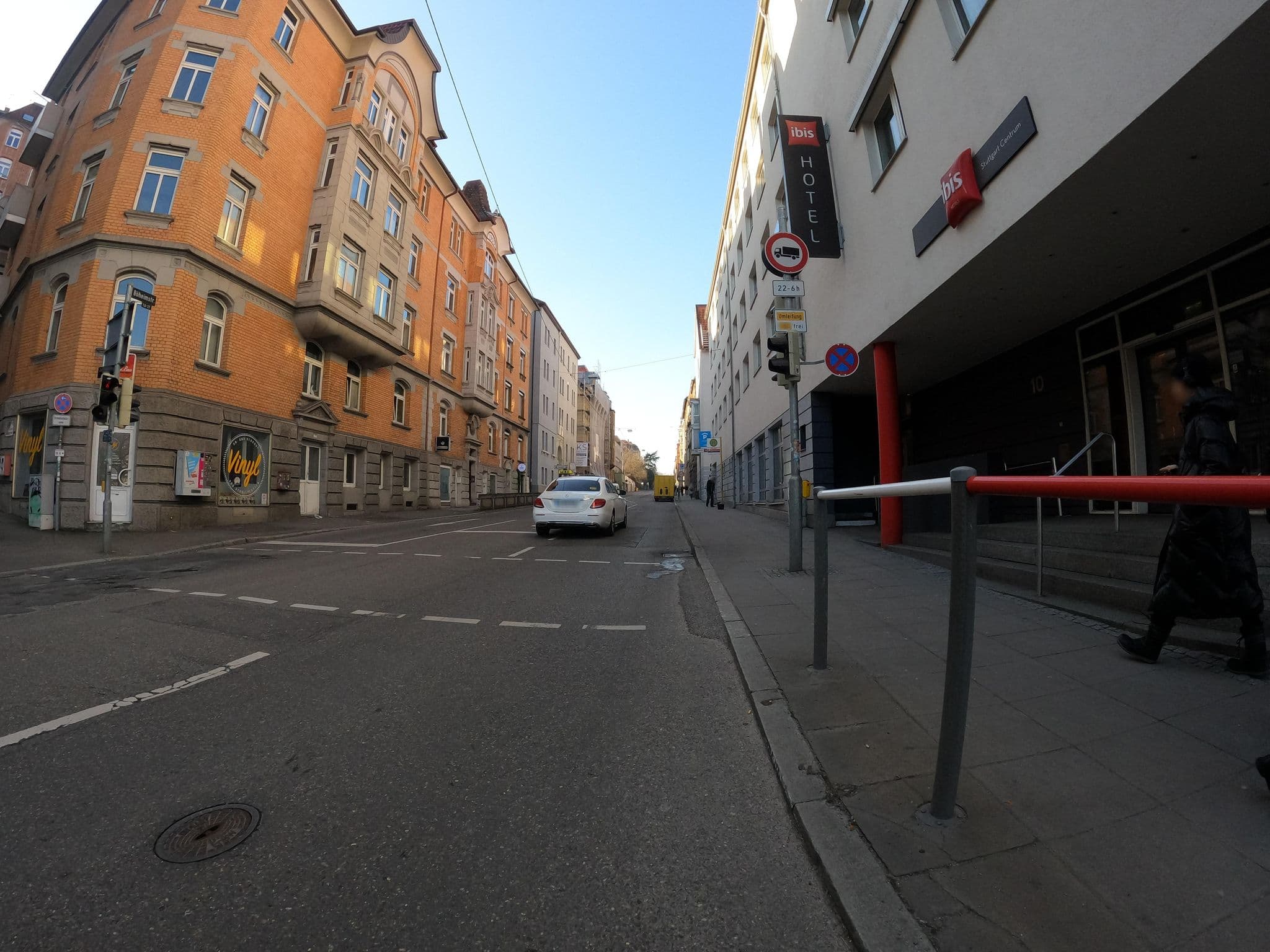 Street view near Ibis Stuttgart Centrum, Stuttgart — © vuv (CC BY-SA · Mapillary)