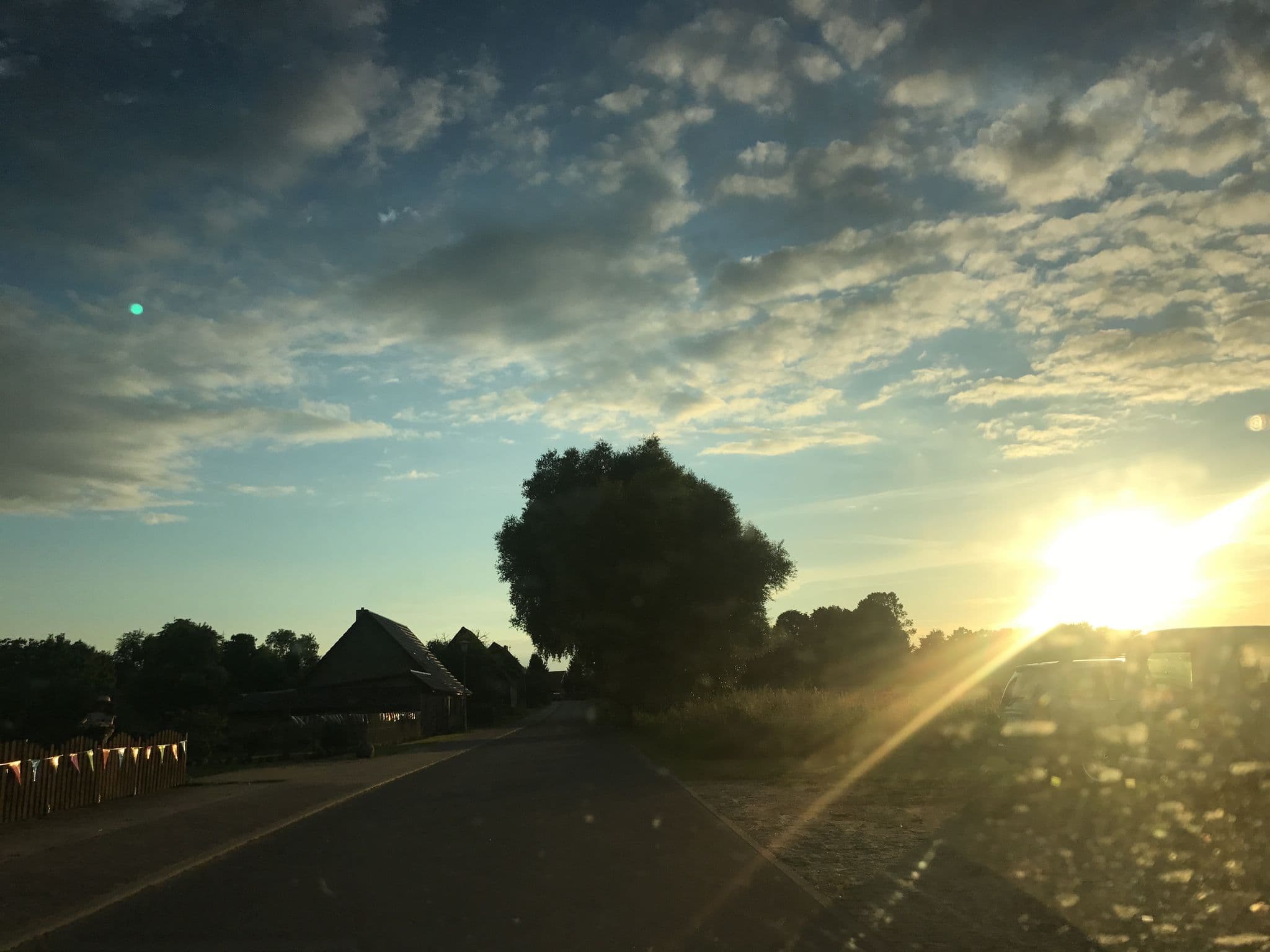 Street view near Zur Alten Schule, Wesenberg — © dl7auq (CC BY-SA · Mapillary)