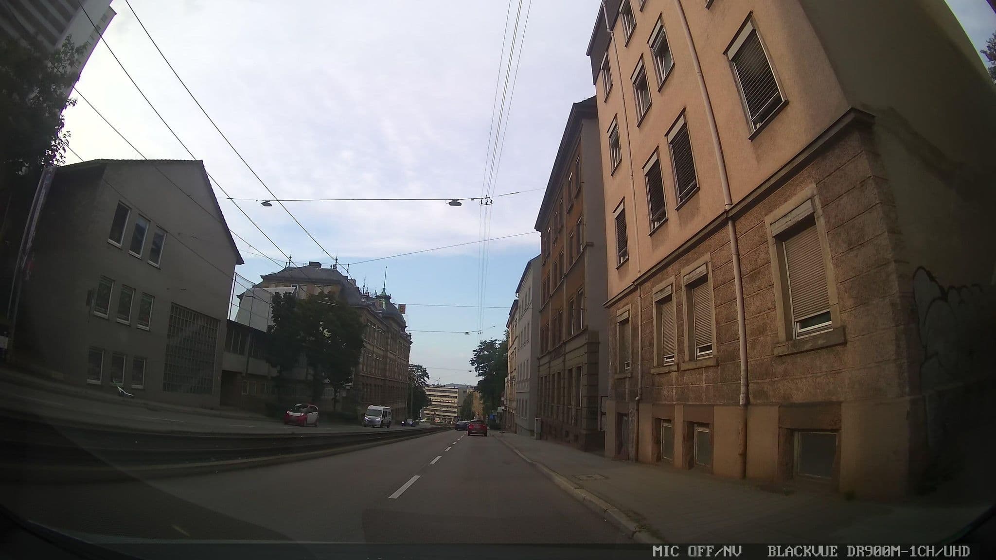 Street view near Hotel Zur Weinsteige, Stuttgart — © chuck (CC BY-SA · Mapillary)