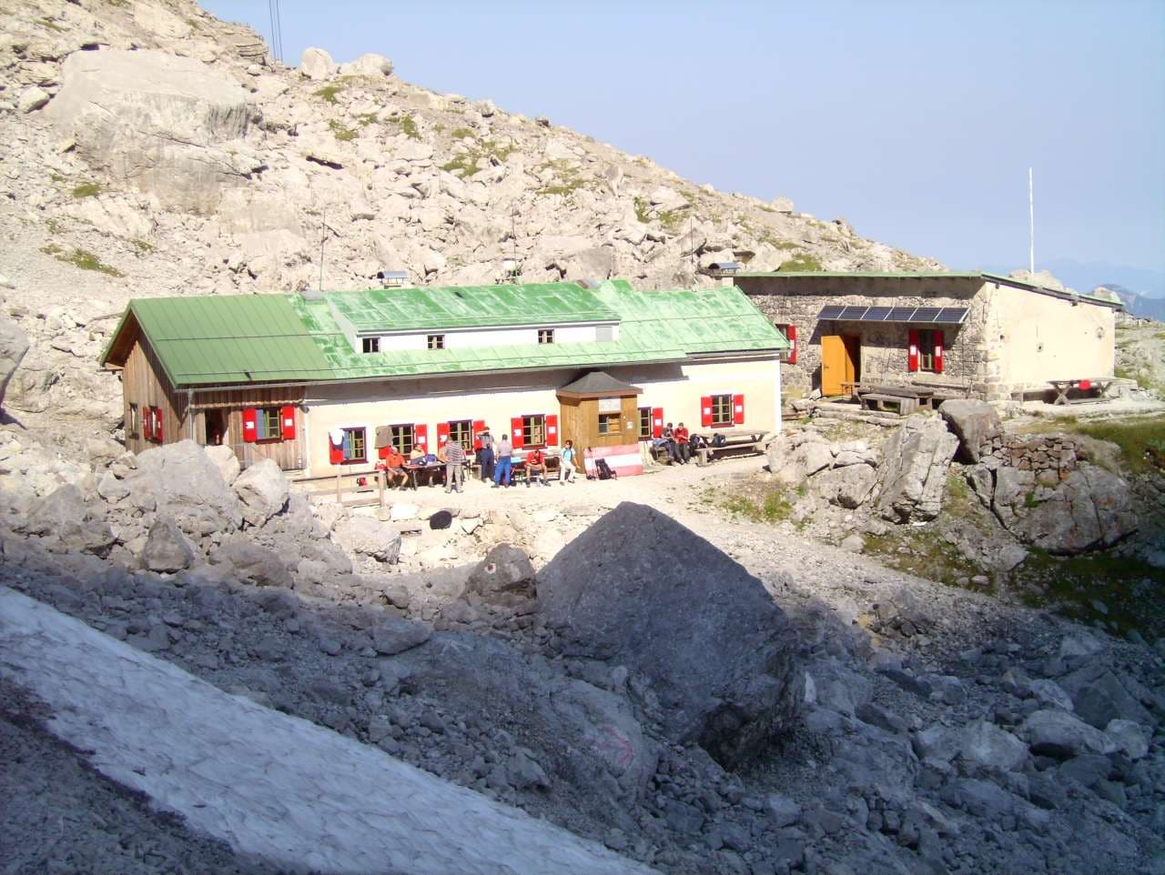 Wiener-Neustädter-Hütte (via Wikimedia Commons, CC BY-SA 3.0)