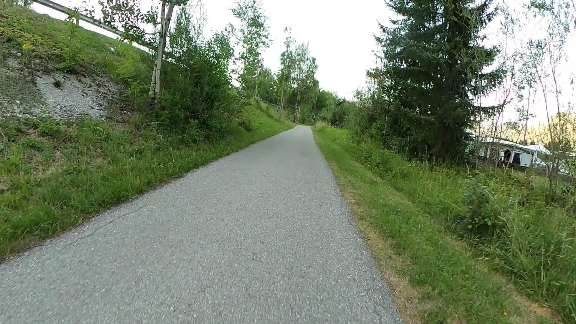 Street view near Campingplatz Segelflugverein Ausserfern, Höfen — © brokuli86 (CC BY-SA · Mapillary)