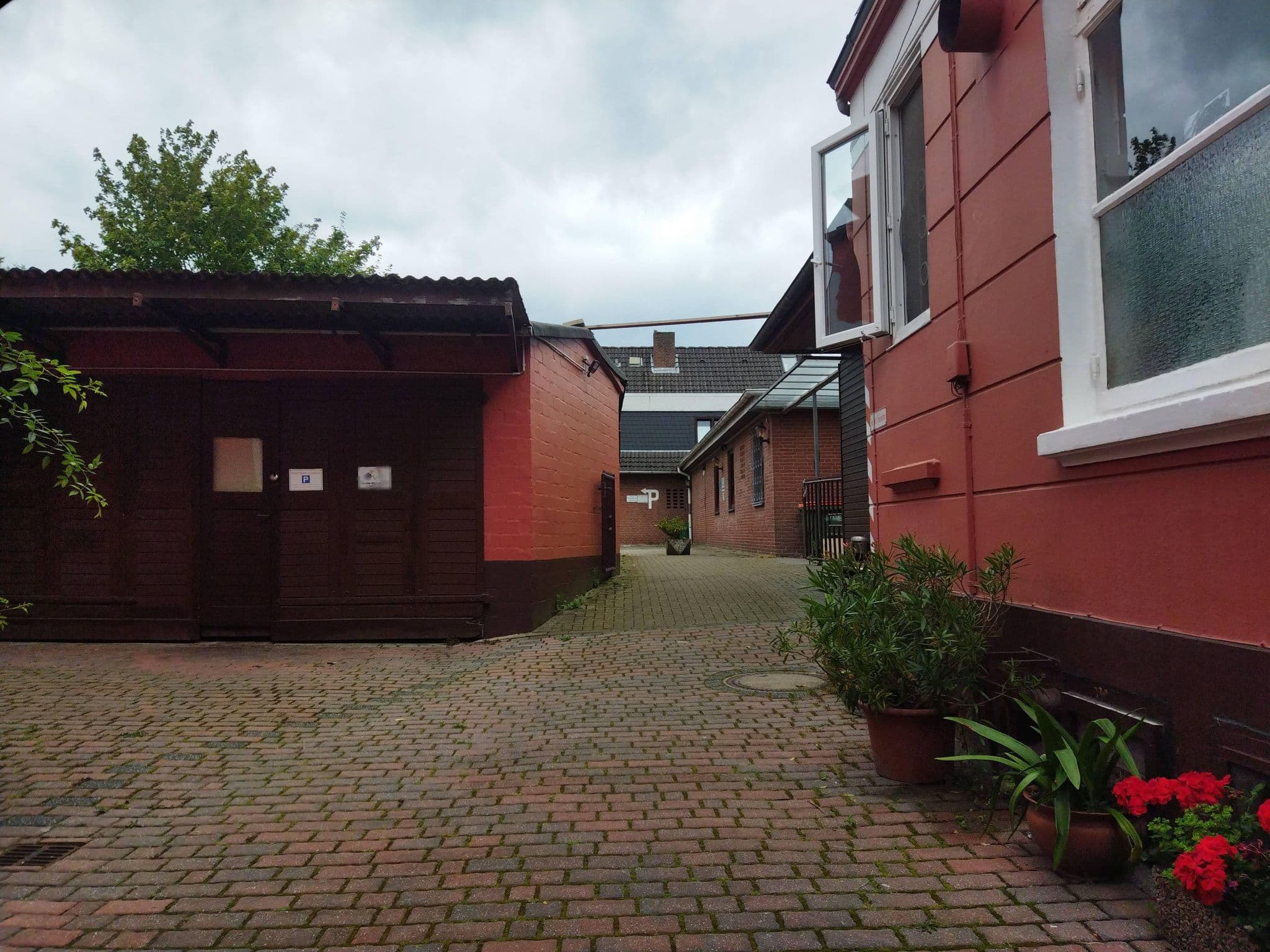 Street view near Columbus, Bremerhaven — © changchun1 (CC BY-SA · Mapillary)