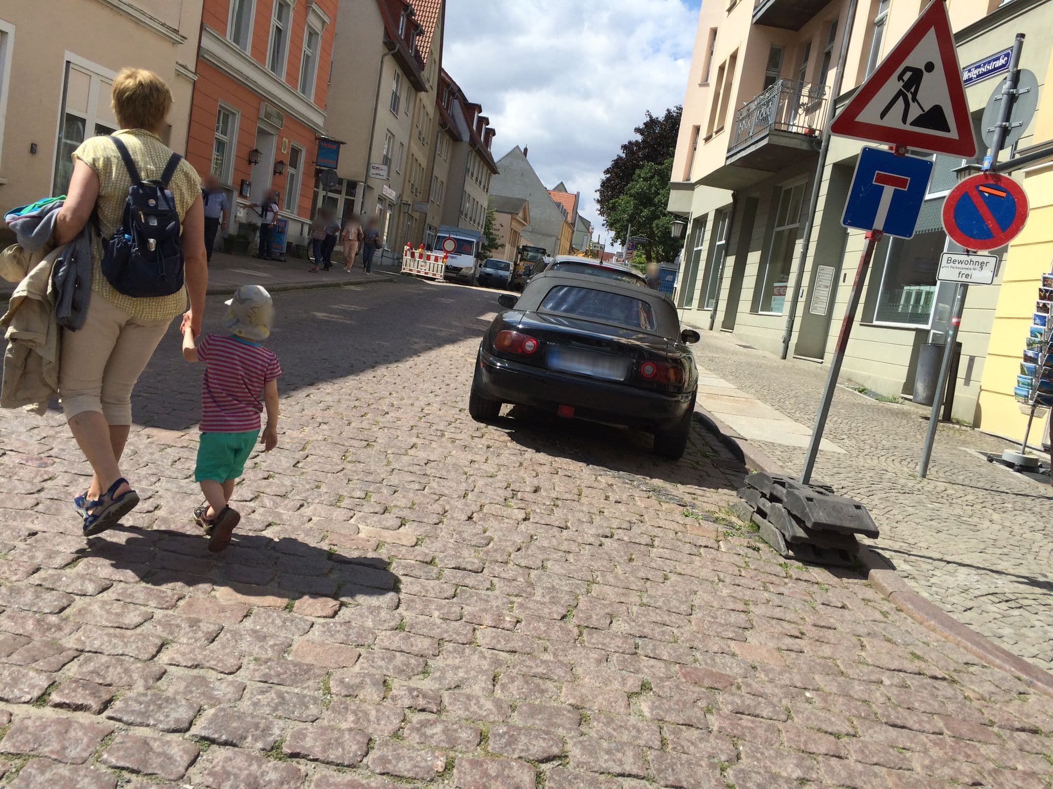 Street view near Amber, Stralsund — © hajak (CC BY-SA · Mapillary)