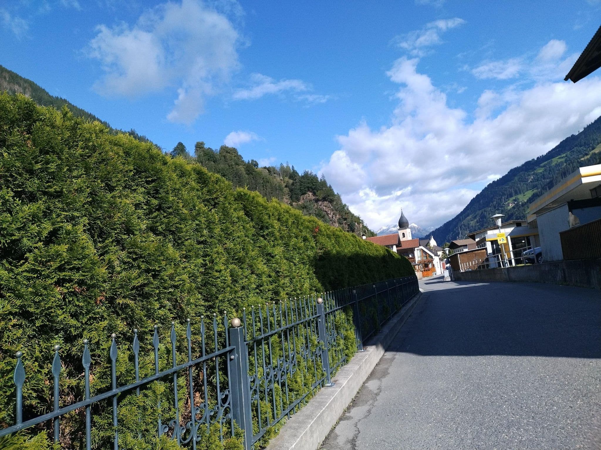 Street view near Café Landerl, Matrei in Osttirol — © consens_verkehrsplanung (CC BY-SA · Mapillary)