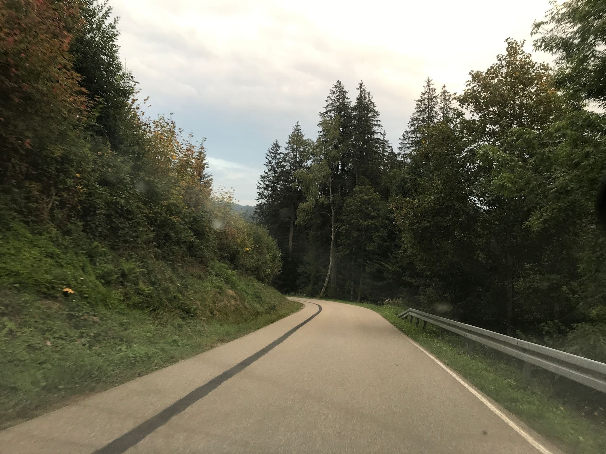Street view near Landgasthof Sternen, Todtmoos — © tbkrtz (CC BY-SA · Mapillary)