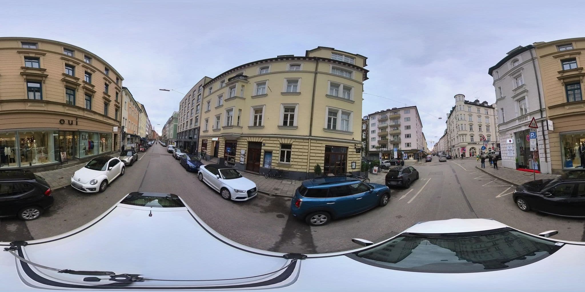 Street view near Bob W., Munich