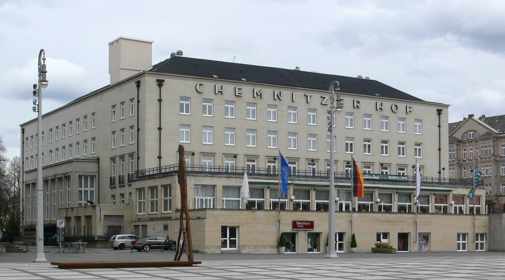 Hotel Chemnitzer Hof (via Wikimedia Commons, CC BY 3.0)