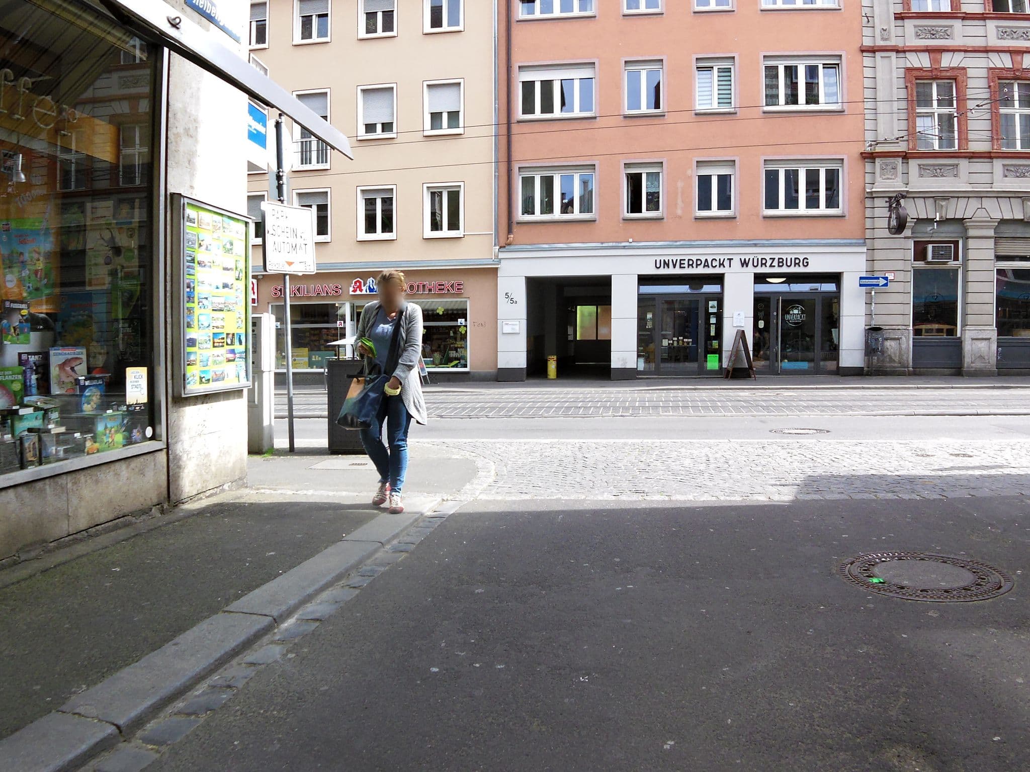 Street view near Till Eulenspiegel, Würzburg — © zoegglmeyr (CC BY-SA · Mapillary)