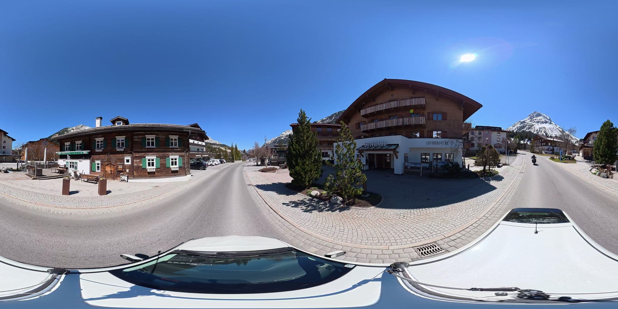 Street view near Hotel Gotthard, Lech