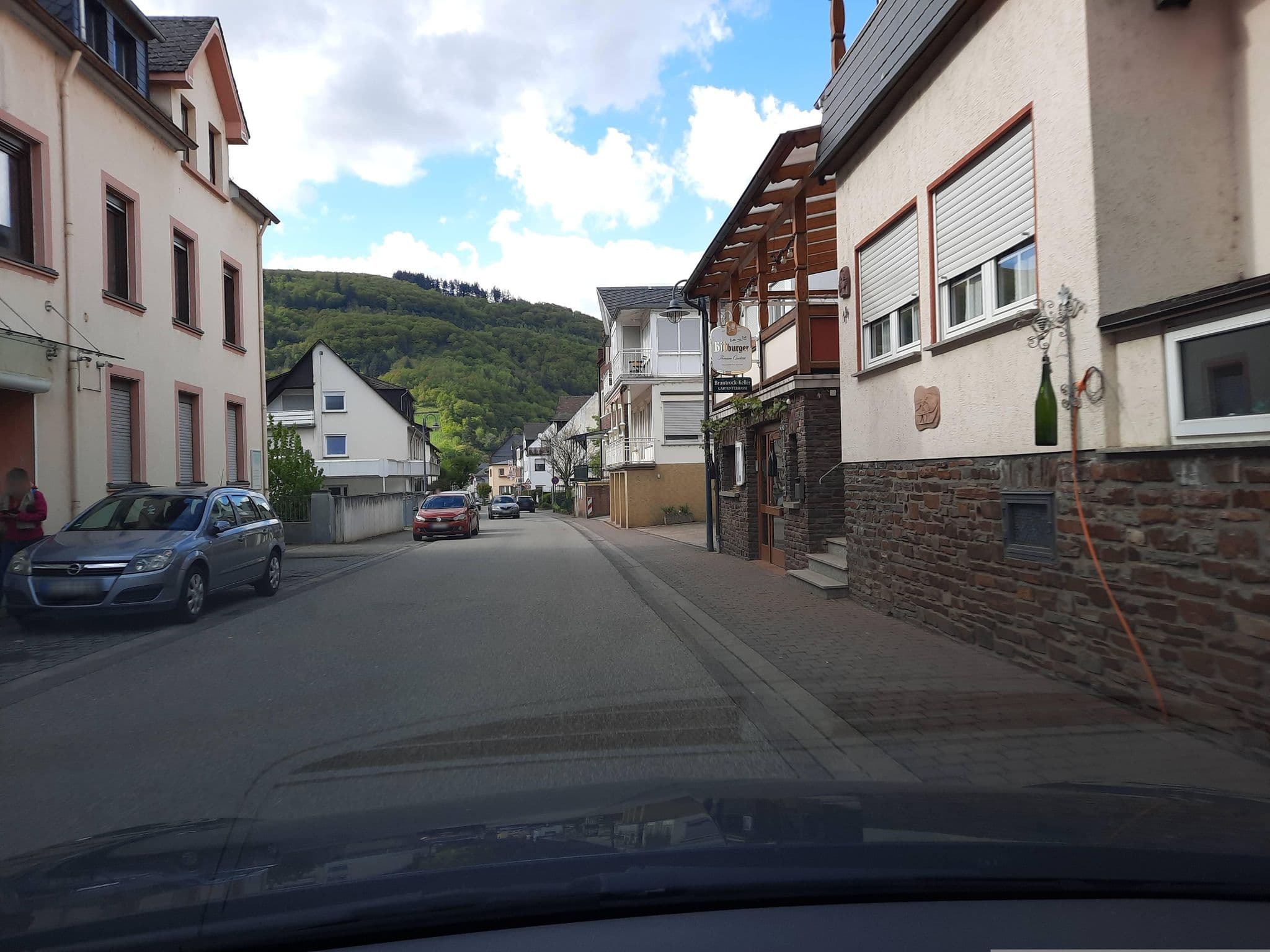 Street view near Weingut Franz-Josef Anker, Bullay — © Lowiekse (CC BY-SA · Mapillary)